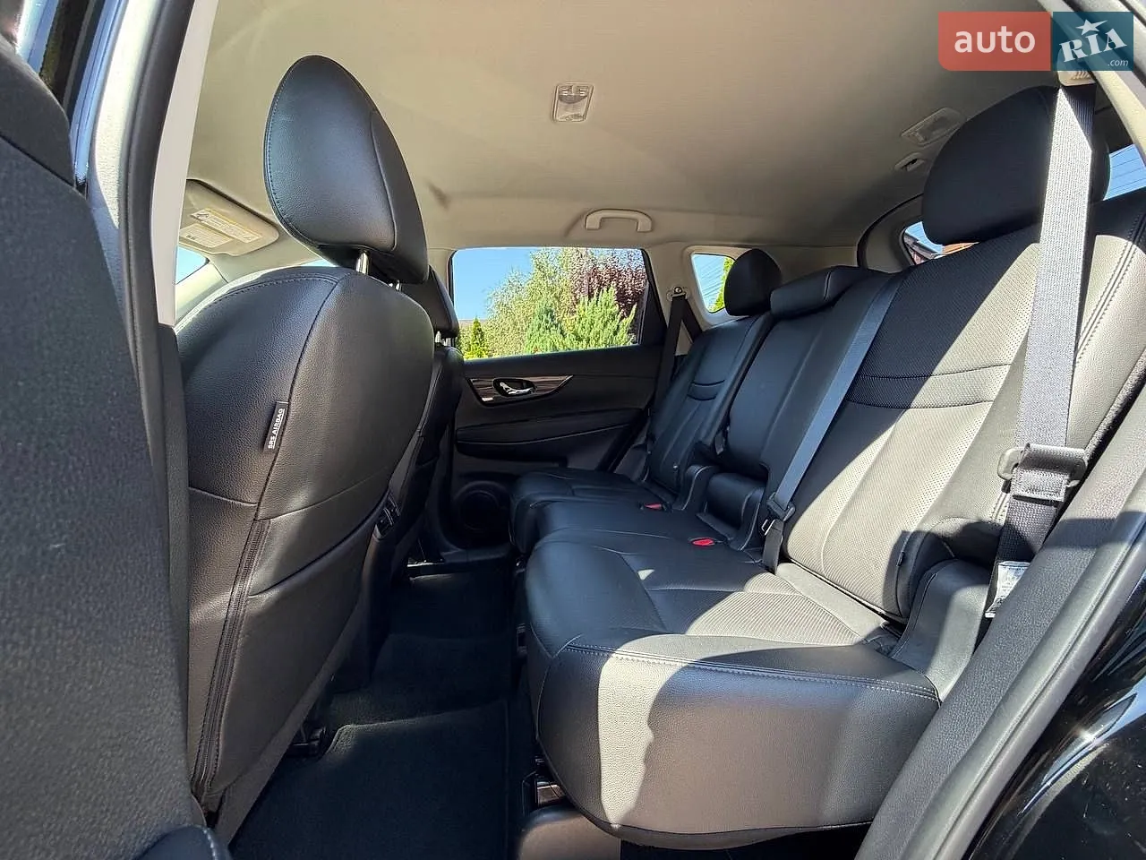 2019 Nissan Rogue - мініатюра 13