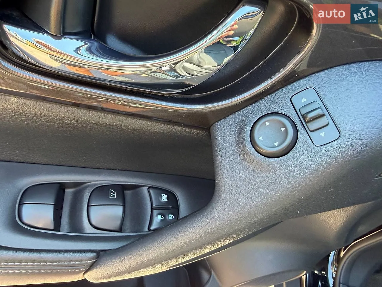 2019 Nissan Rogue - мініатюра 16