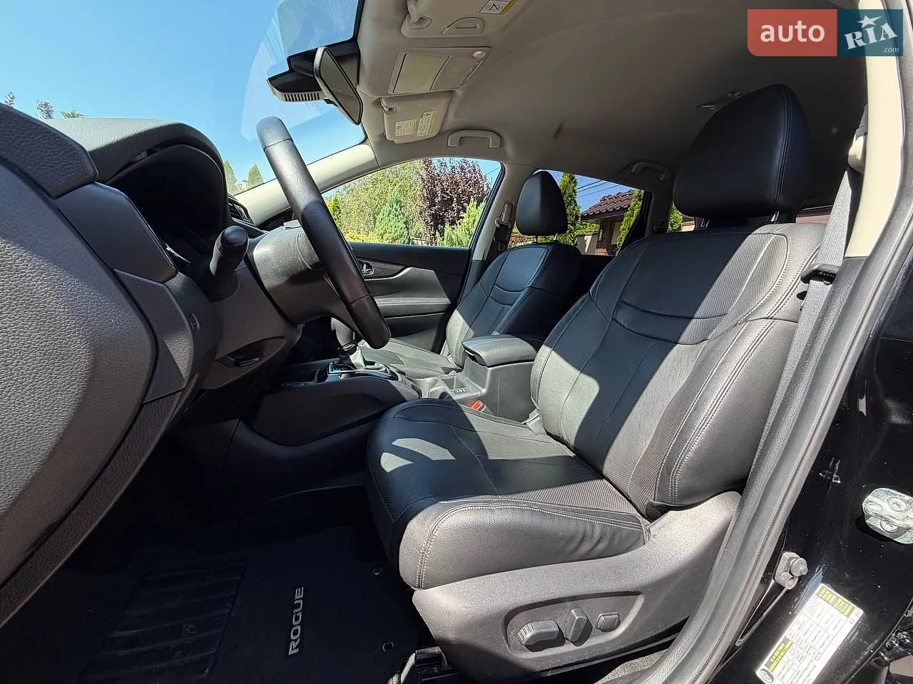 2019 Nissan Rogue - мініатюра 18
