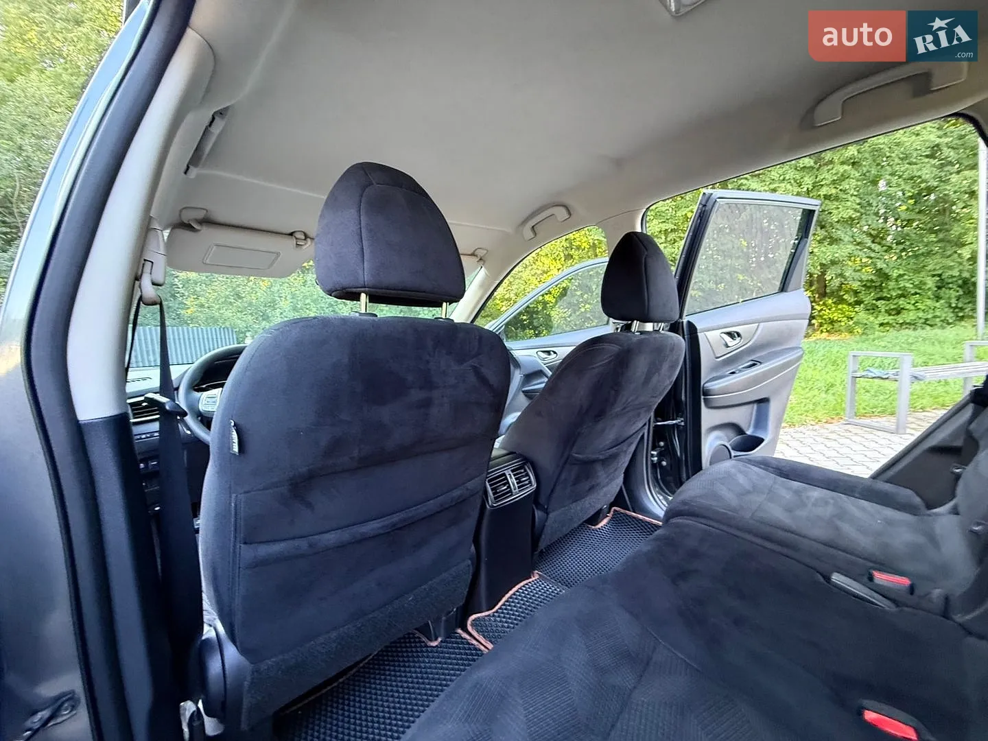 2016 Nissan Rogue - мініатюра 21