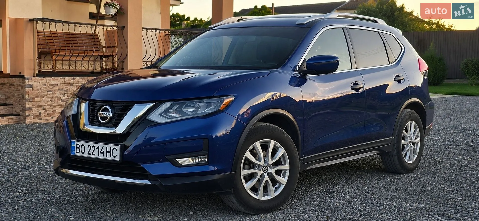 2017 Nissan Rogue - мініатюра 2