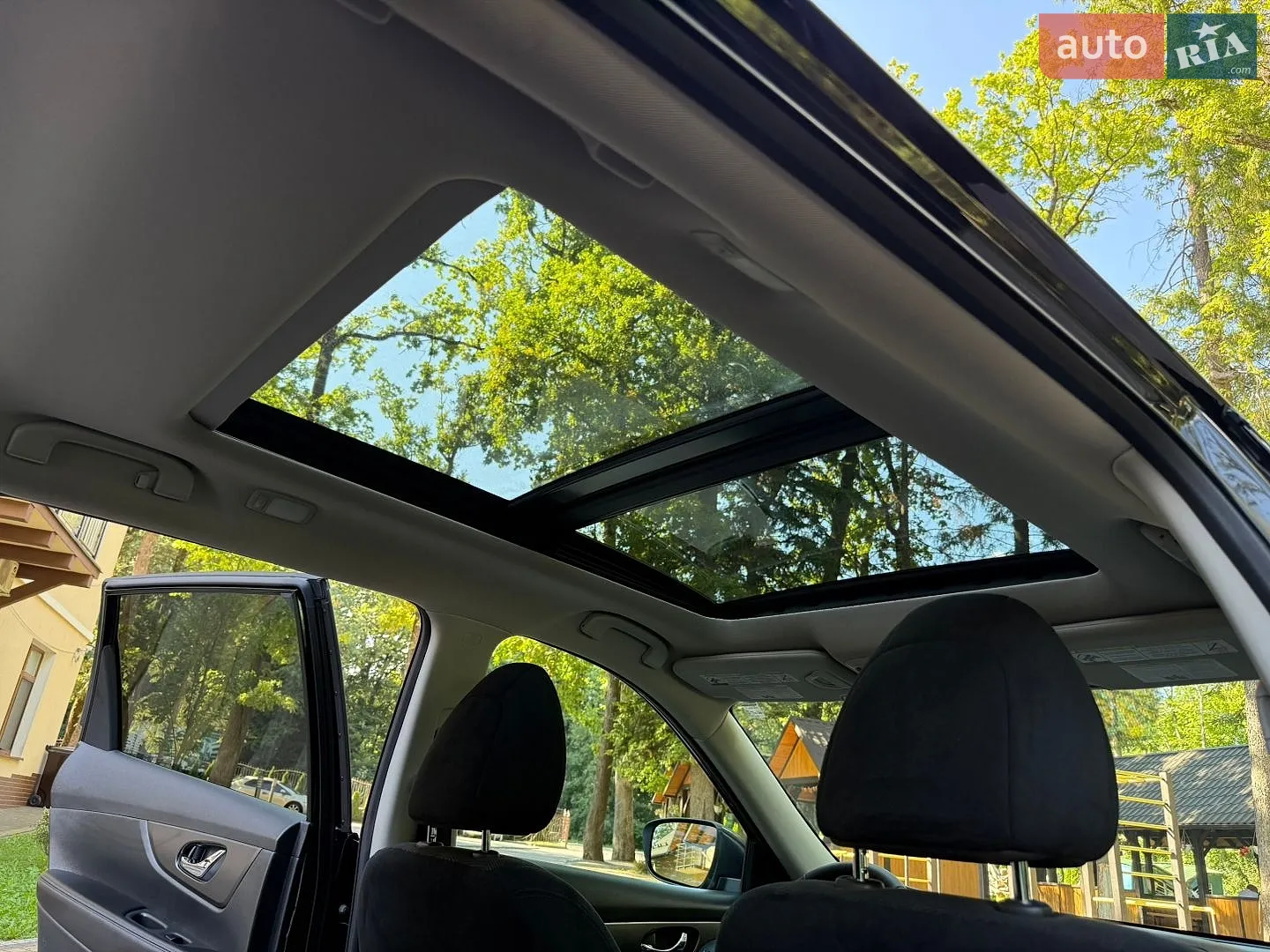 2015 Nissan Rogue - мініатюра 159