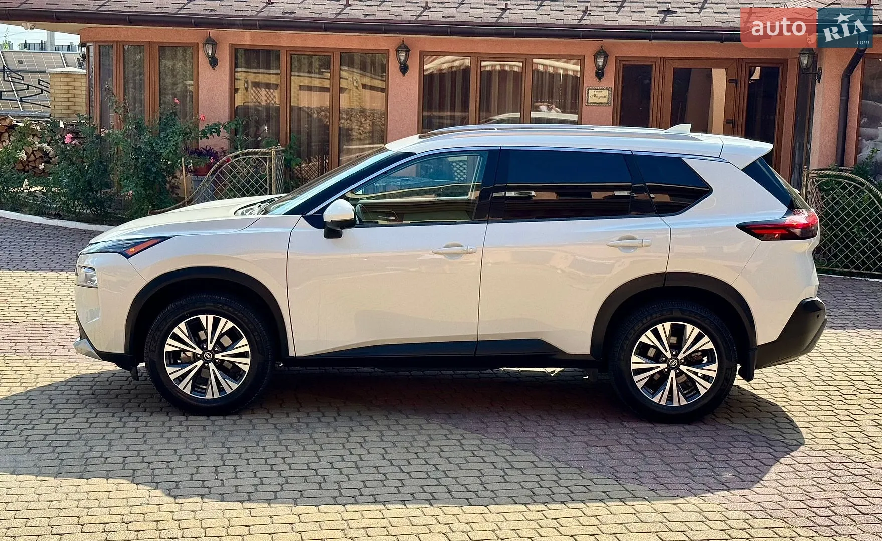 2021 Nissan Rogue - мініатюра 12