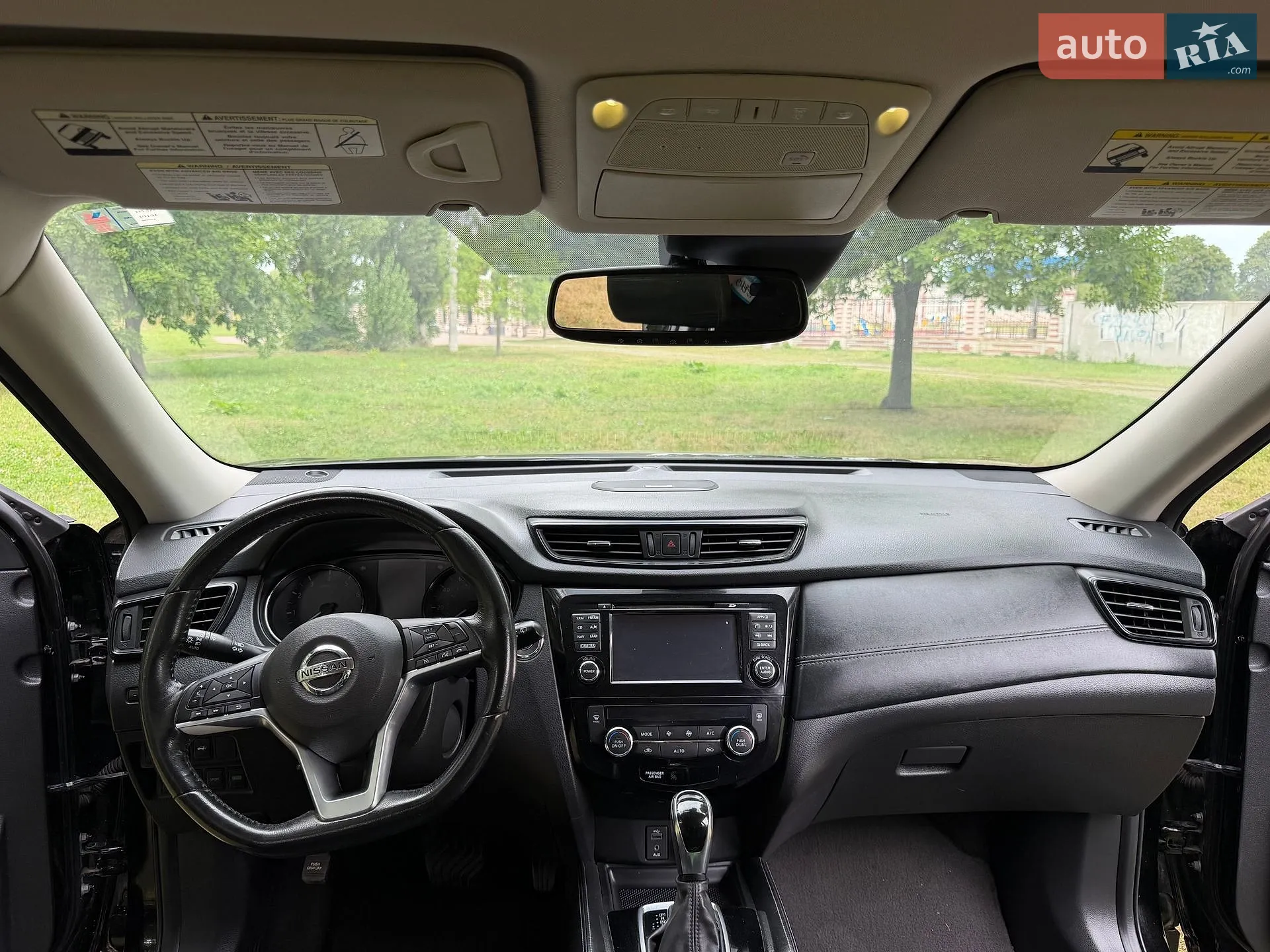 2017 Nissan Rogue - мініатюра 32