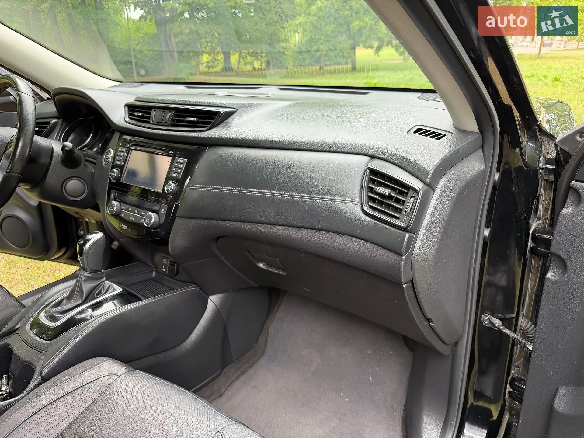 2017 Nissan Rogue - мініатюра 38