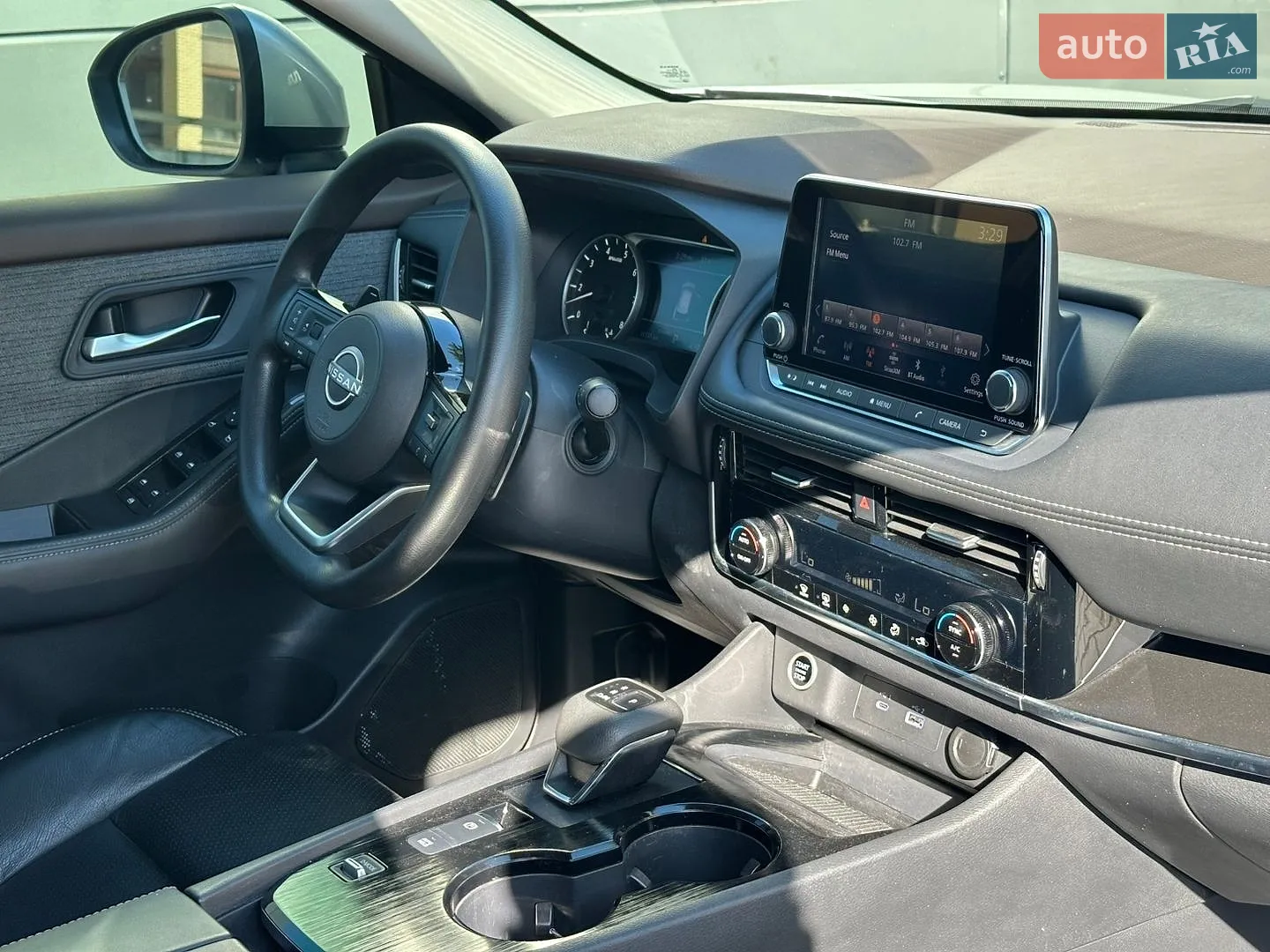 2022 Nissan Rogue - мініатюра 21
