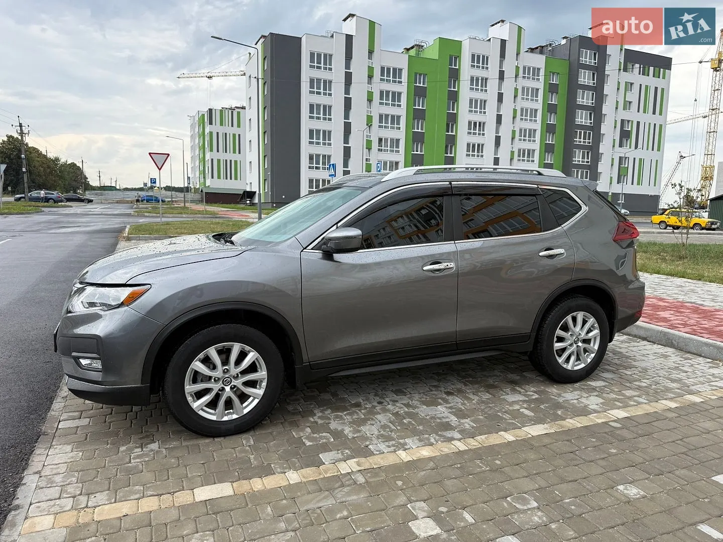 2019 Nissan Rogue - мініатюра 12