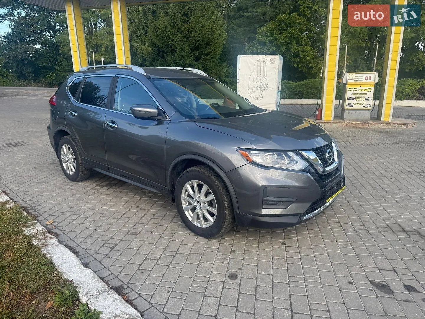 2017 Nissan Rogue - мініатюра 3