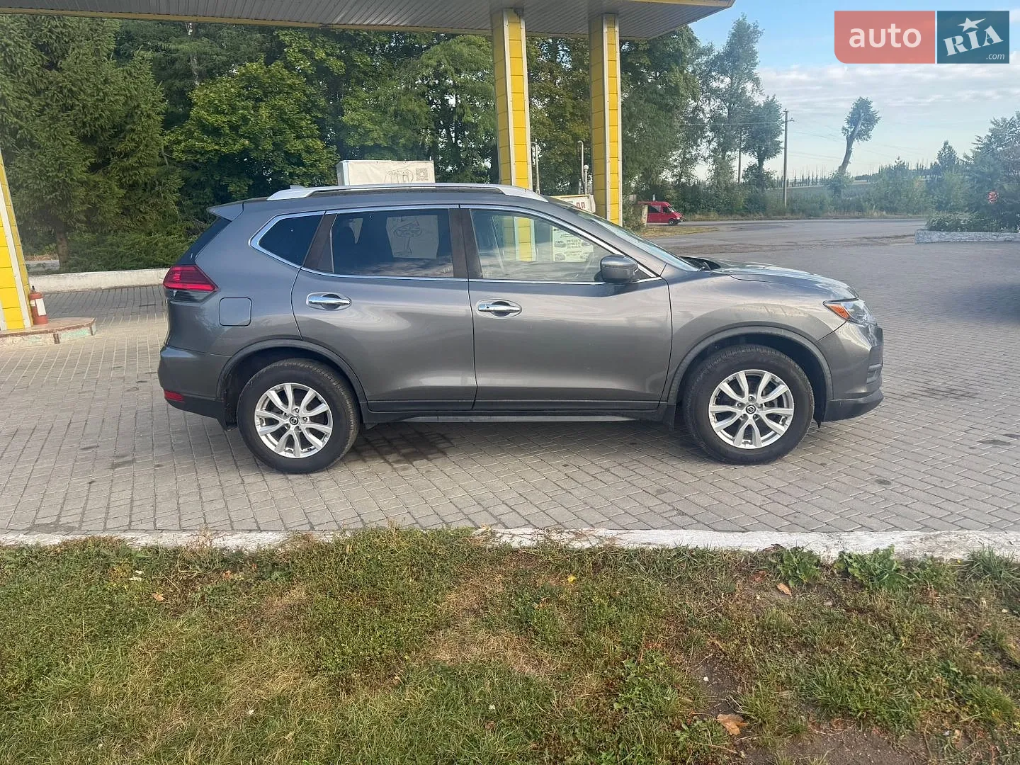 2017 Nissan Rogue - мініатюра 4