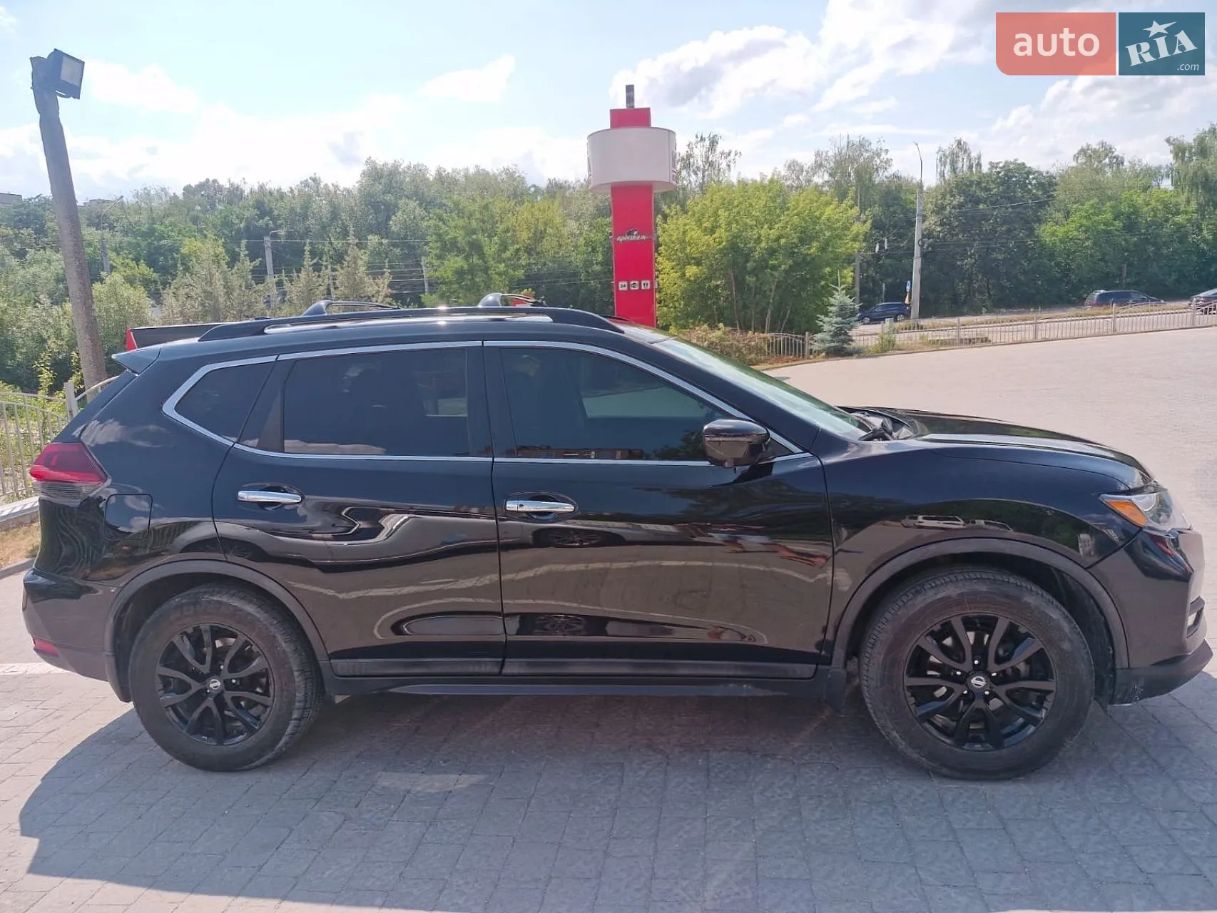 2017 Nissan Rogue - фото 1