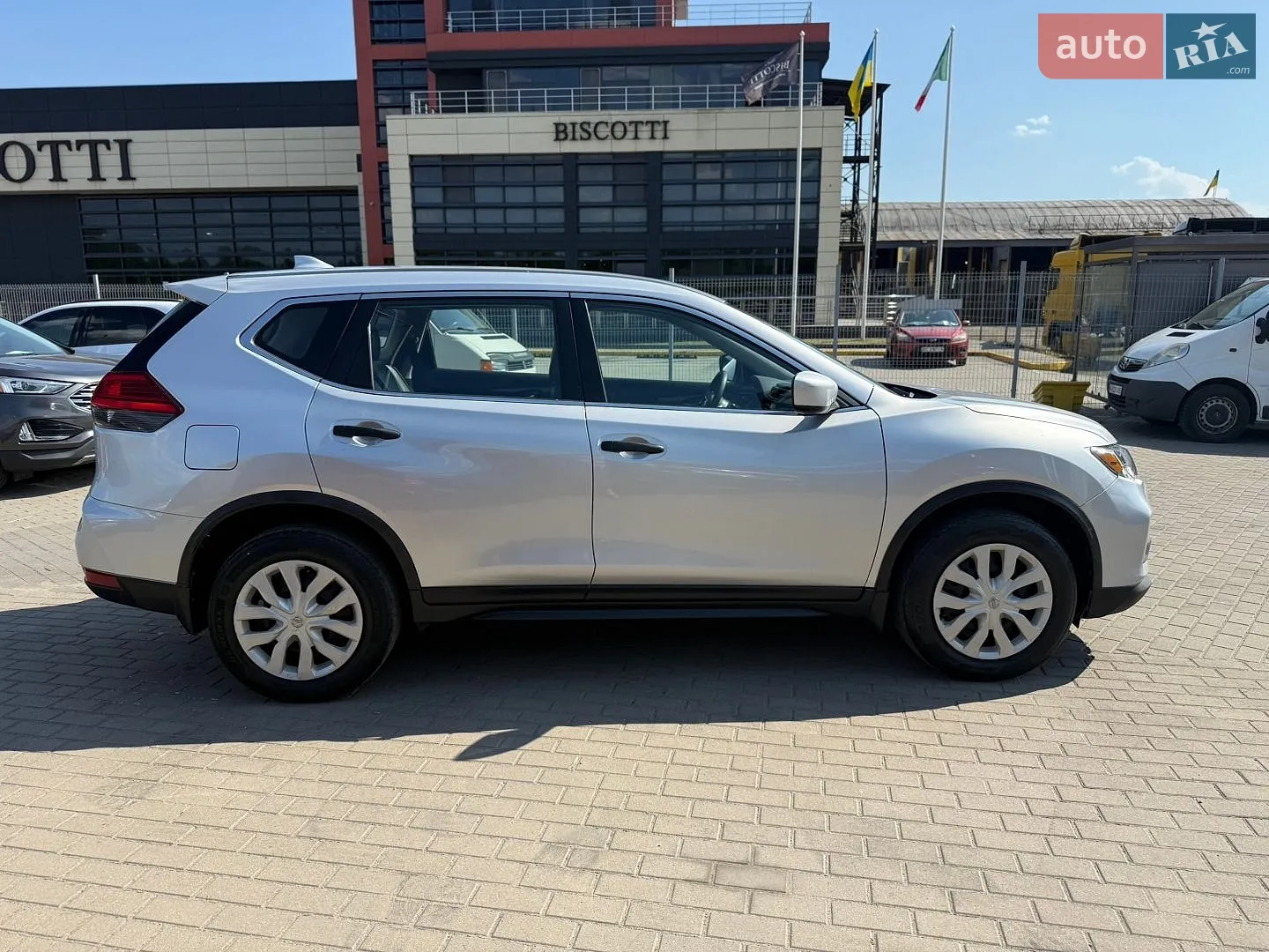 2017 Nissan Rogue - мініатюра 5