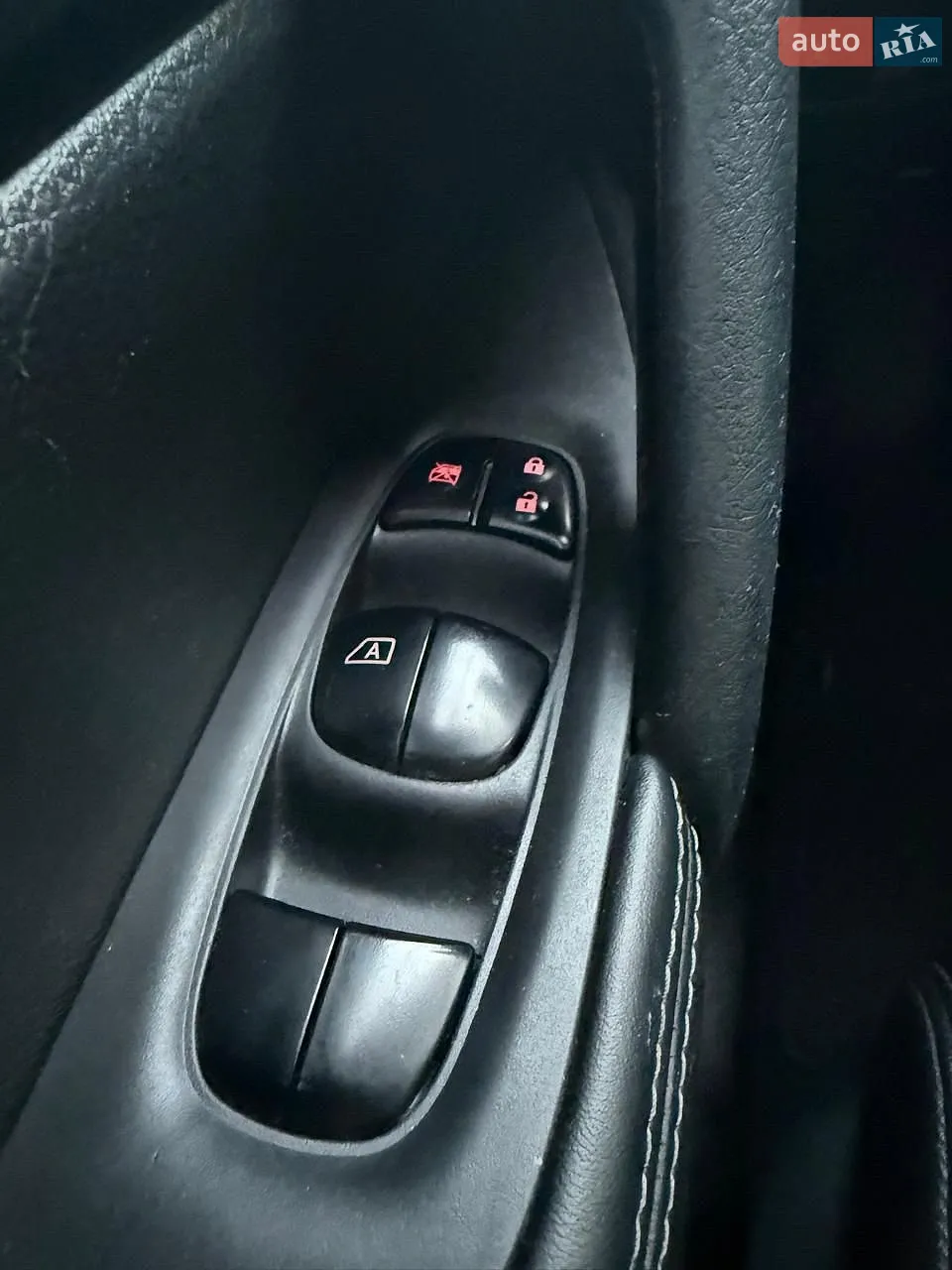 2019 Nissan Rogue - мініатюра 10