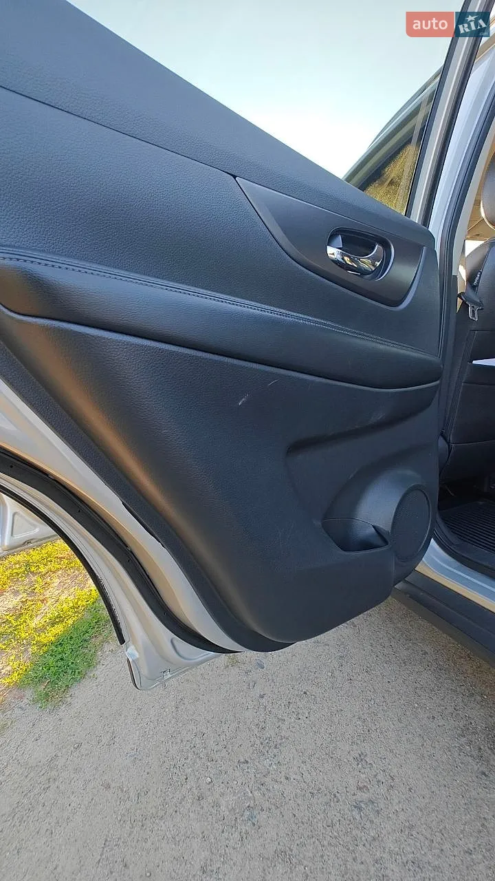 2015 Nissan Rogue - мініатюра 12