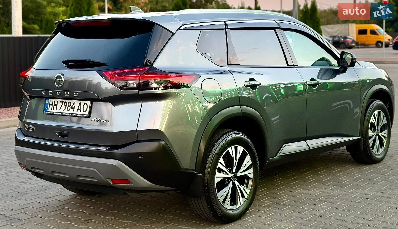 2021 Nissan Rogue - мініатюра 15