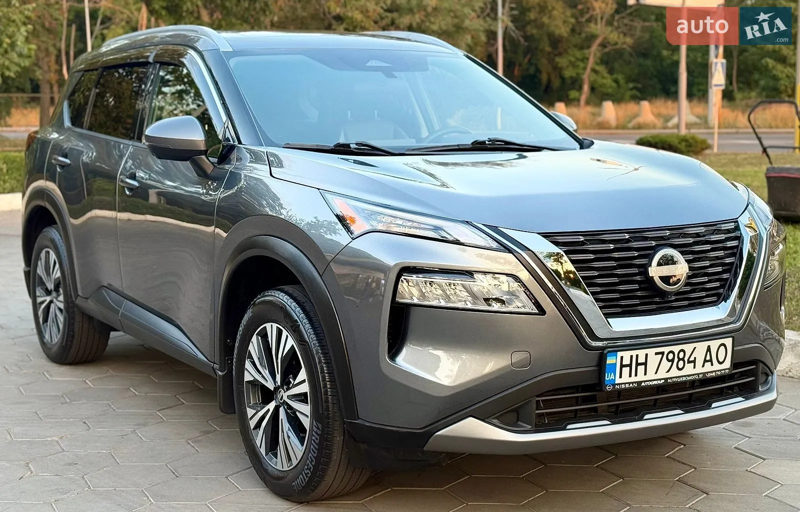 2021 Nissan Rogue - мініатюра 2