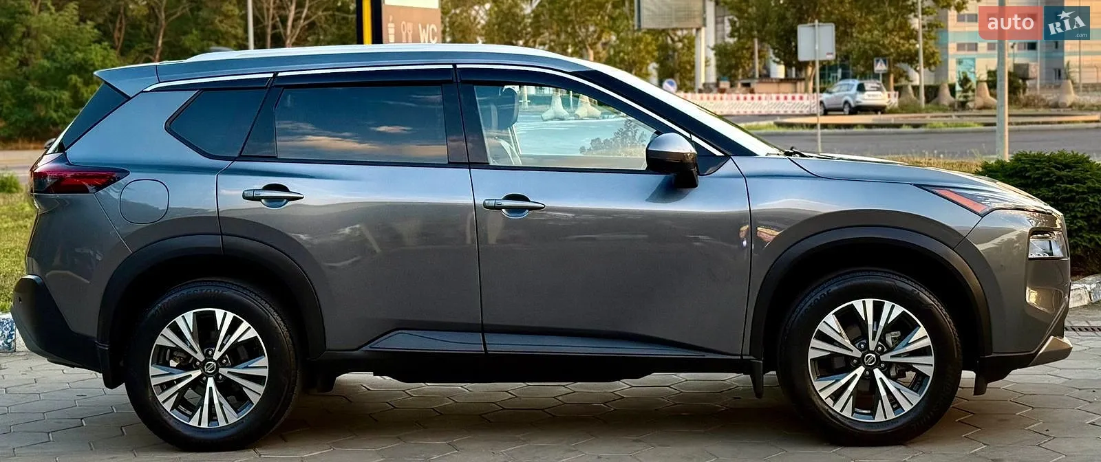 2021 Nissan Rogue - мініатюра 8