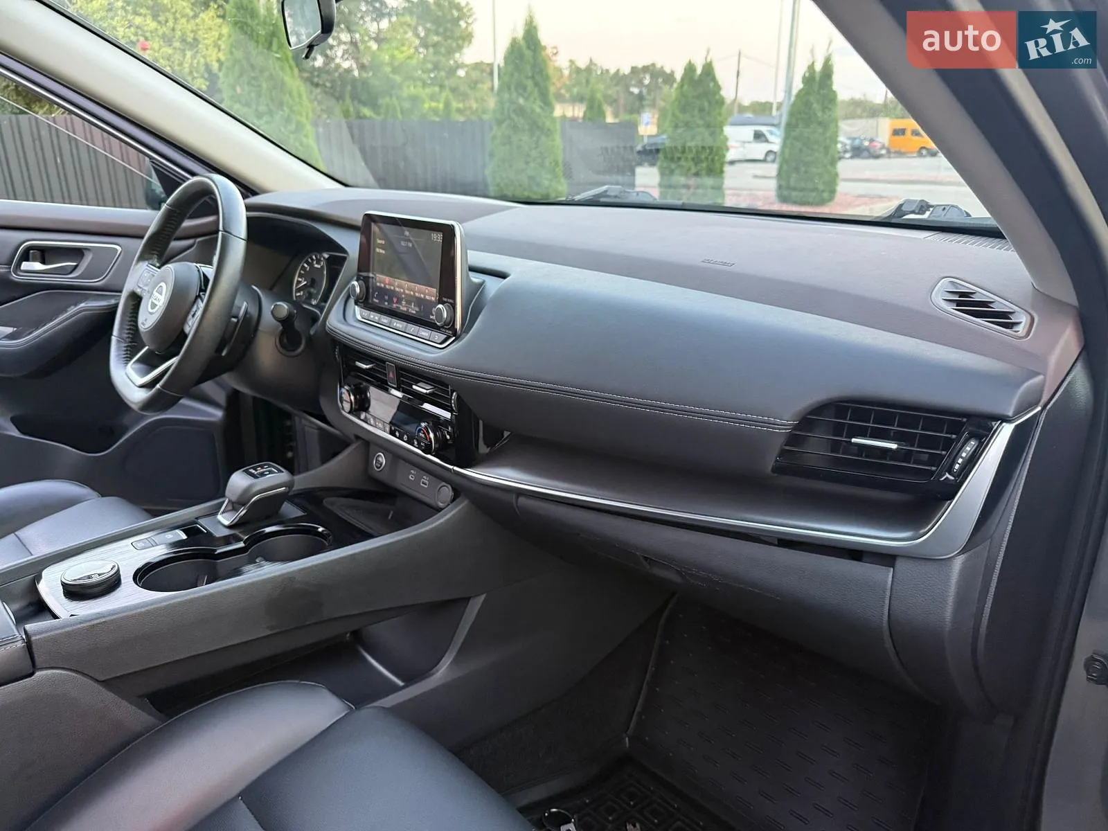 2021 Nissan Rogue - мініатюра 28