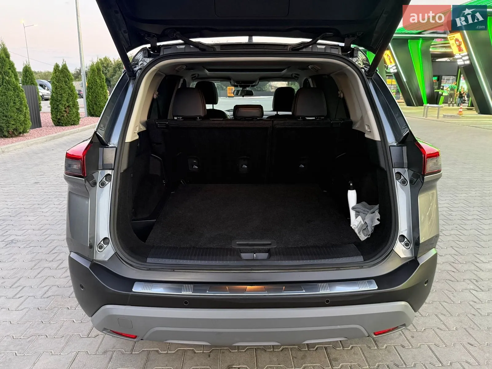 2021 Nissan Rogue - мініатюра 23