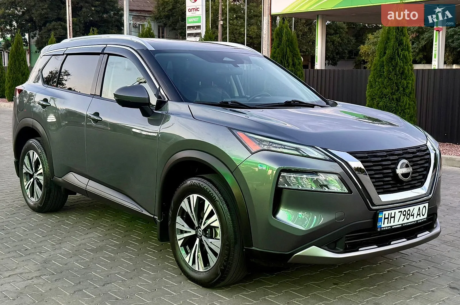 2021 Nissan Rogue - мініатюра 4