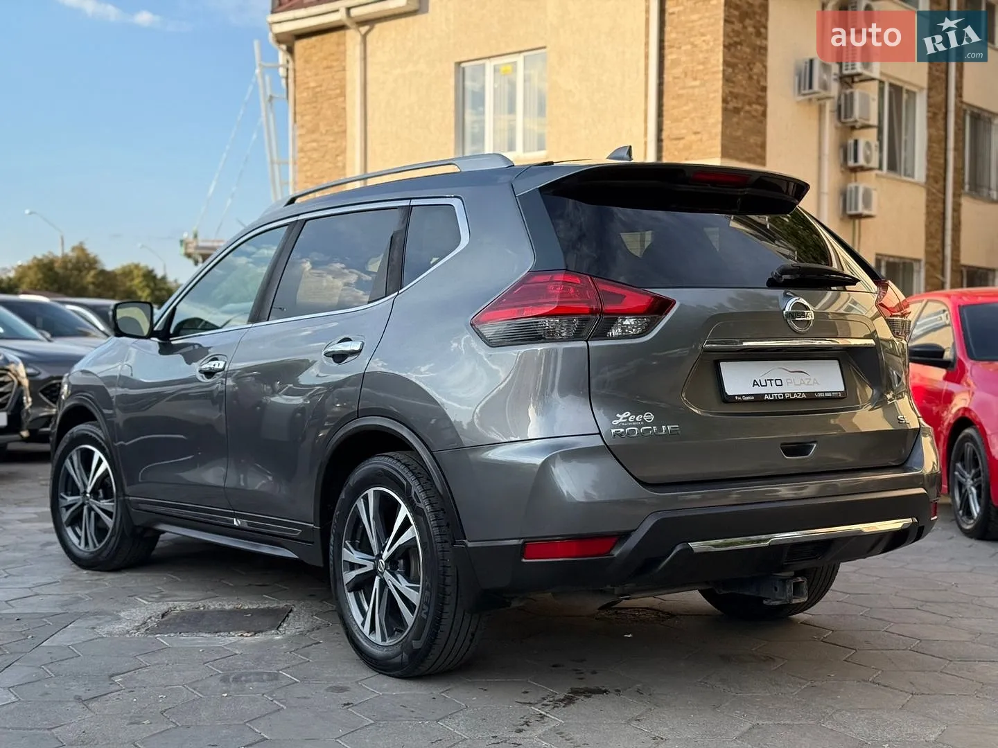 2017 Nissan Rogue - мініатюра 14