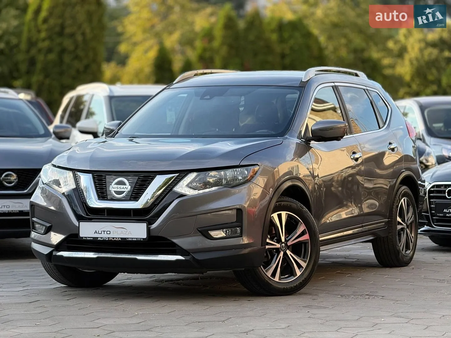 2017 Nissan Rogue - фото 1