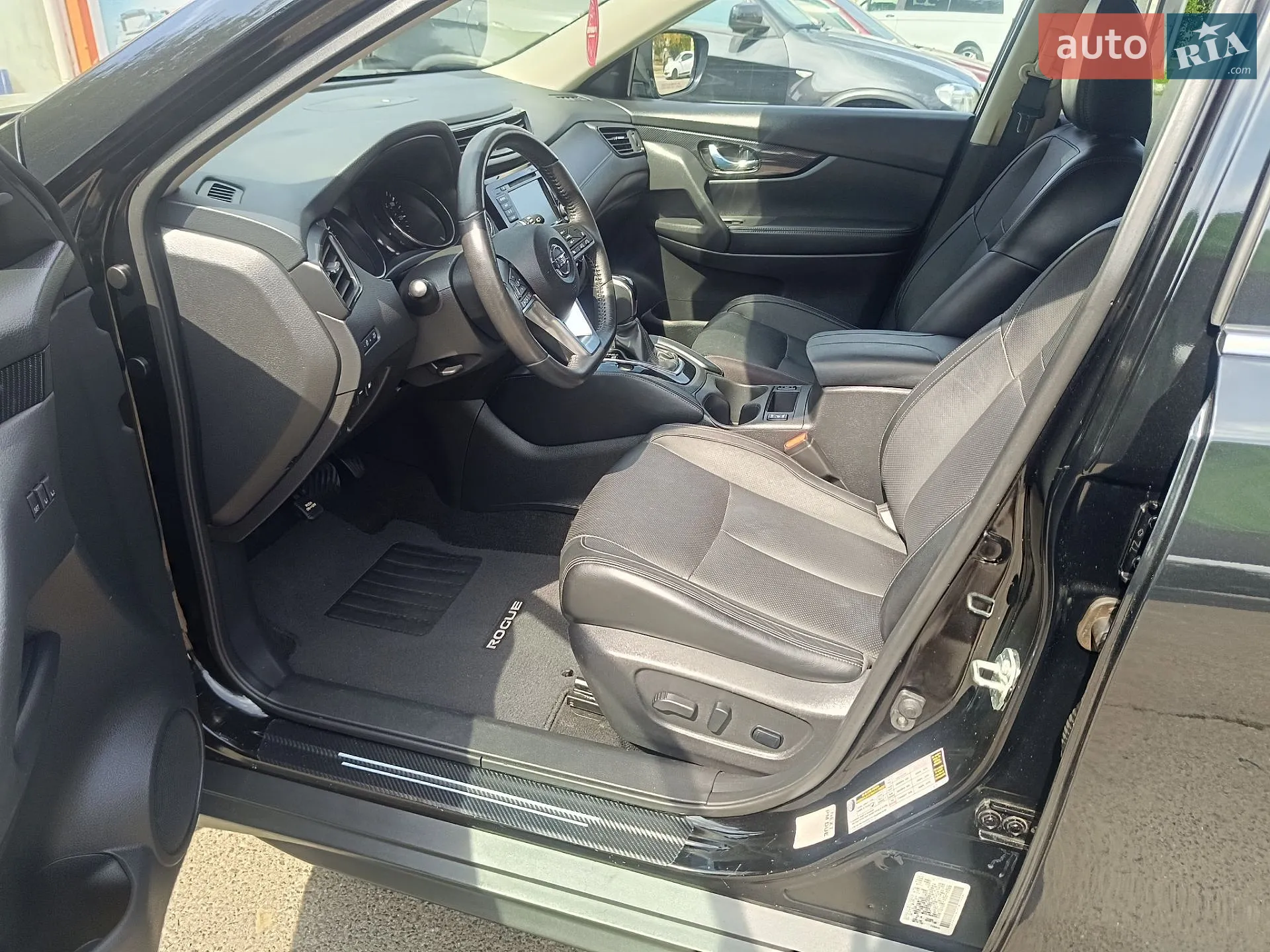 2018 Nissan Rogue - мініатюра 17