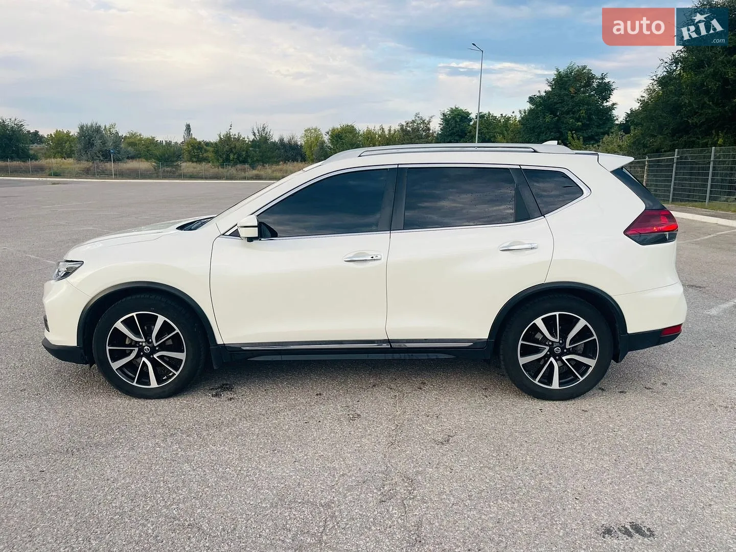 2019 Nissan Rogue - мініатюра 9