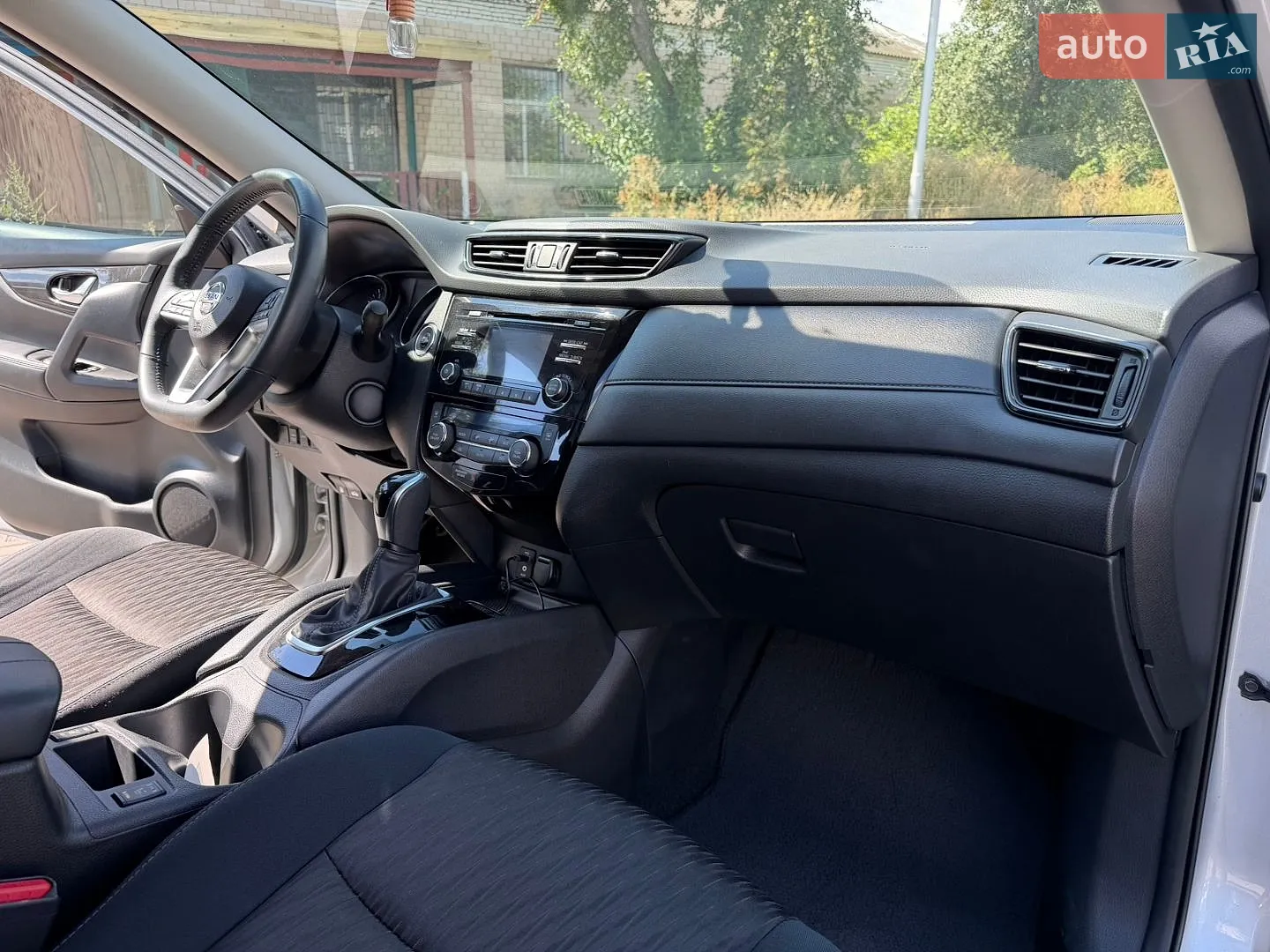 2017 Nissan Rogue - мініатюра 17