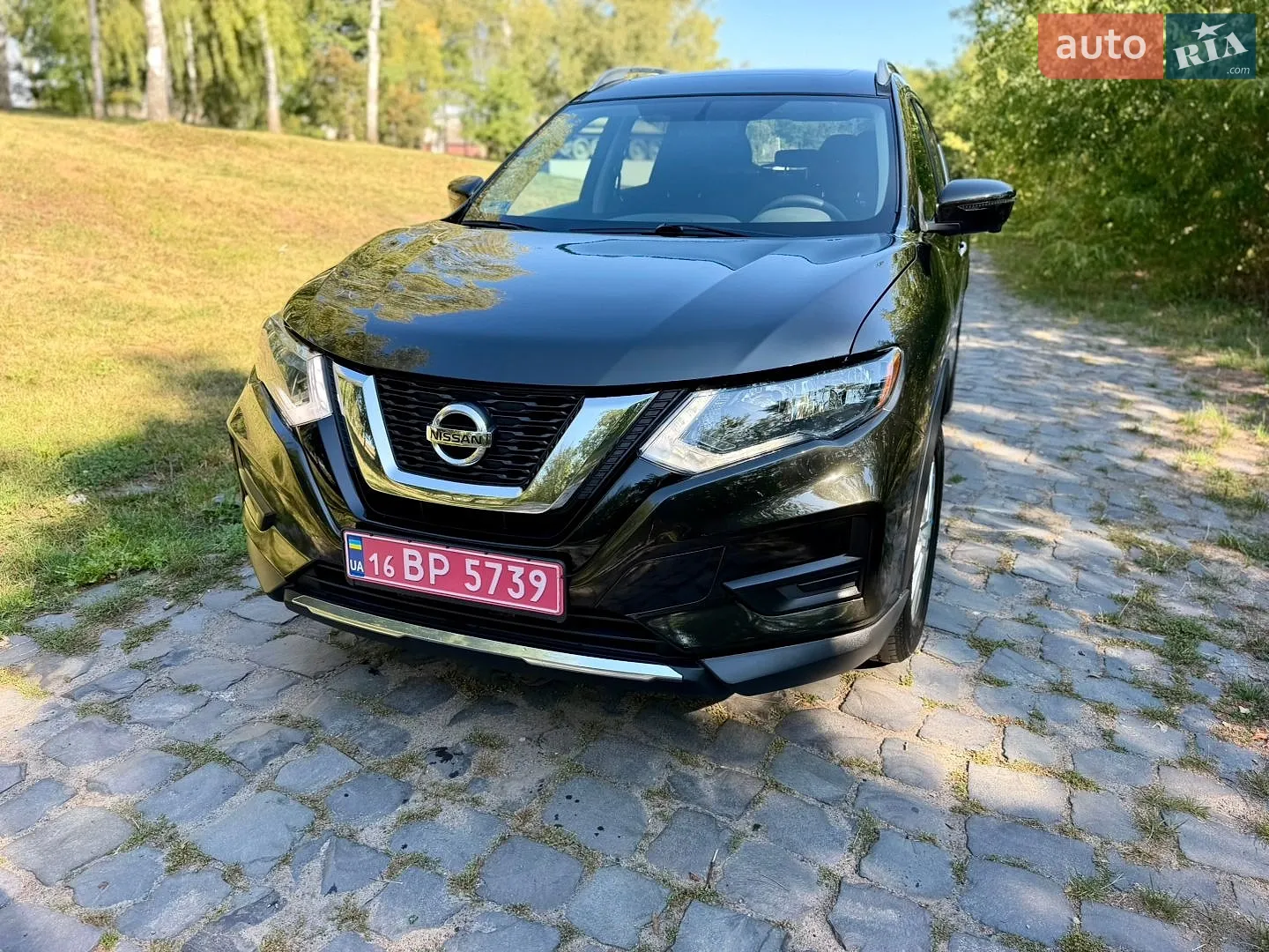 2017 Nissan Rogue - мініатюра 2
