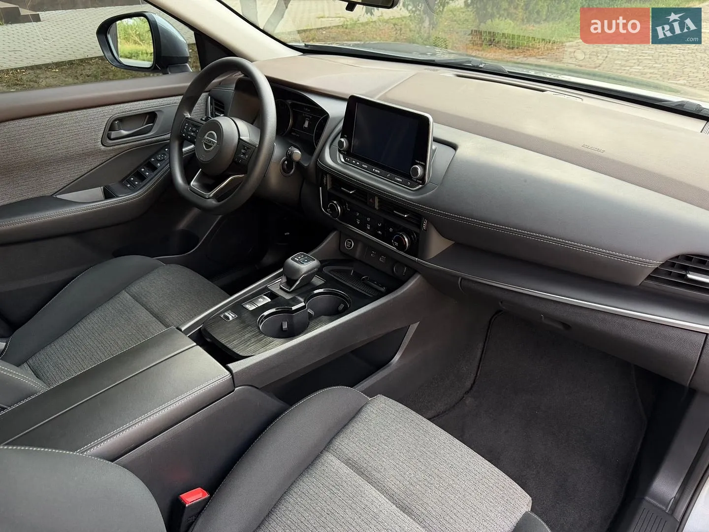 2021 Nissan Rogue - мініатюра 18