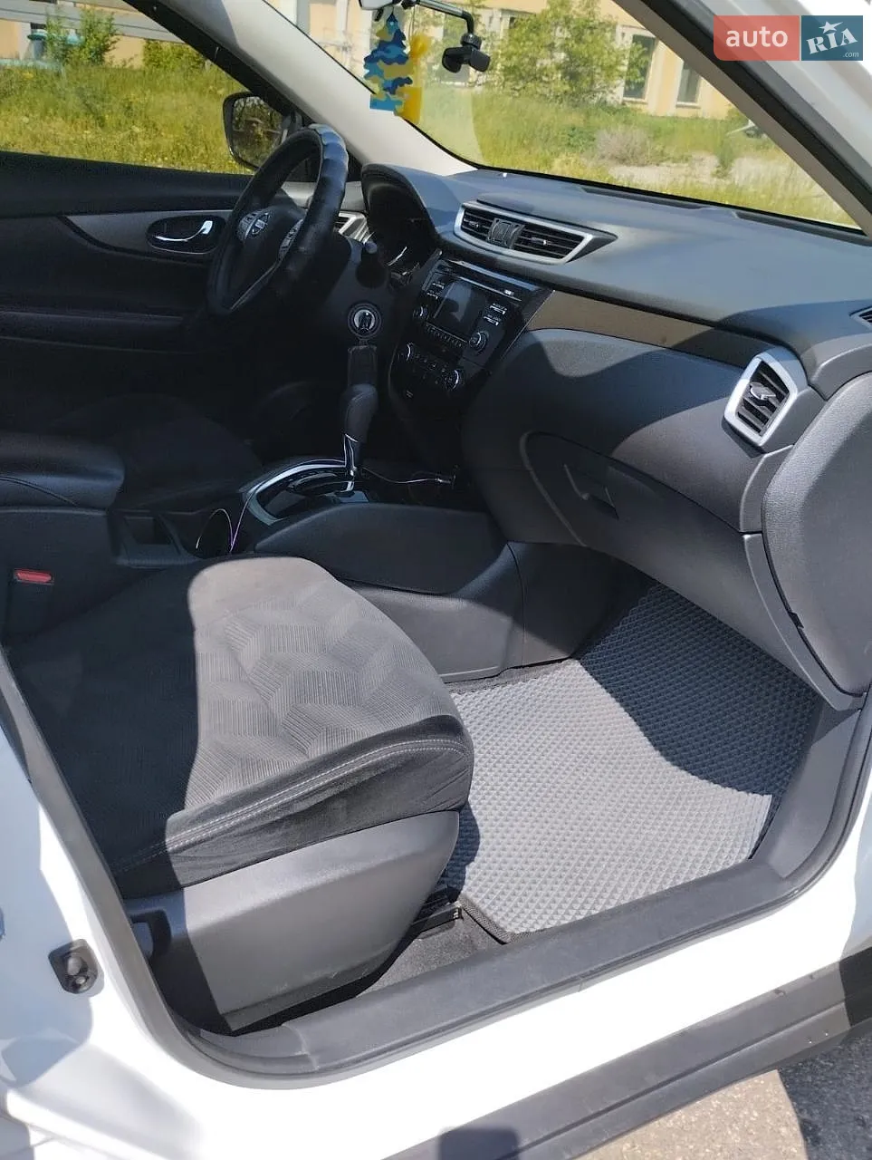 2016 Nissan Rogue - мініатюра 19