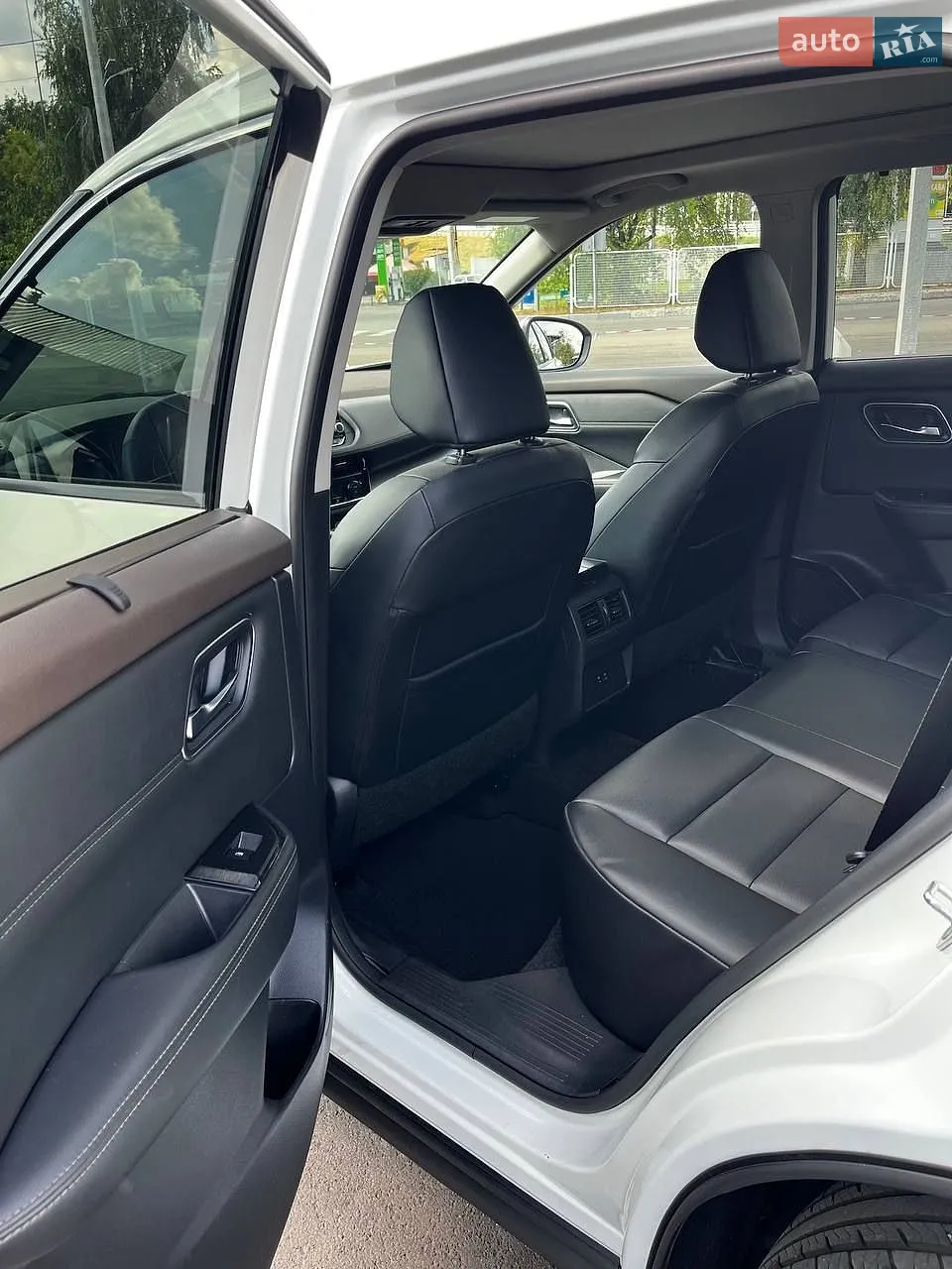 2021 Nissan Rogue - мініатюра 28