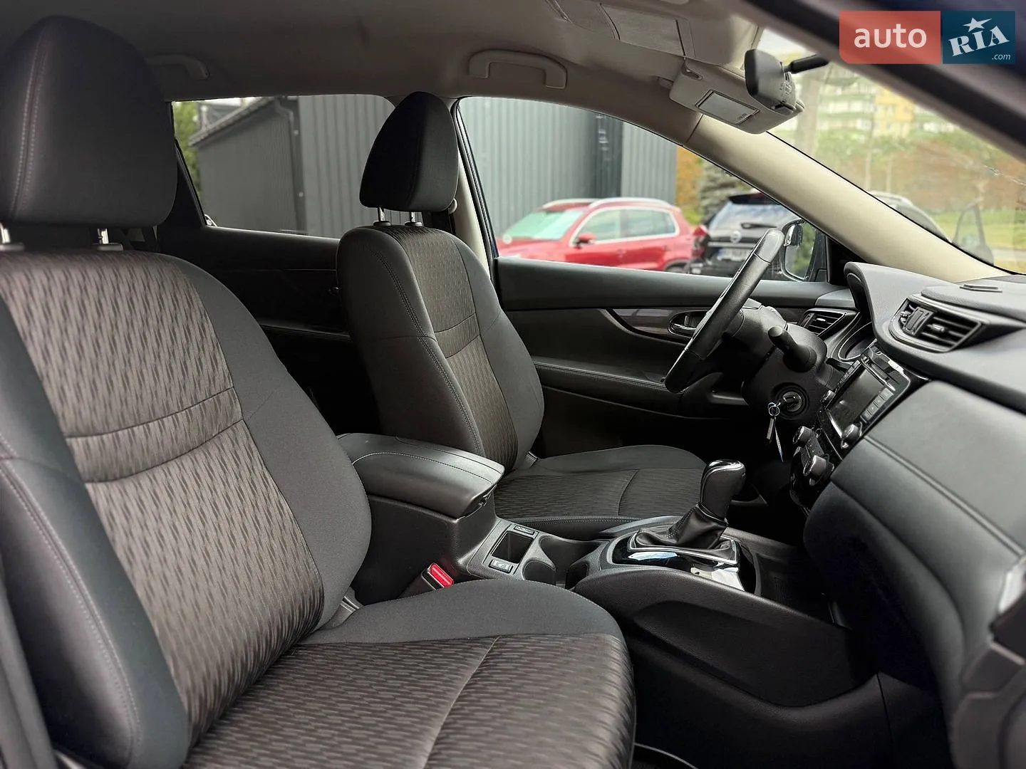 2018 Nissan Rogue - мініатюра 13