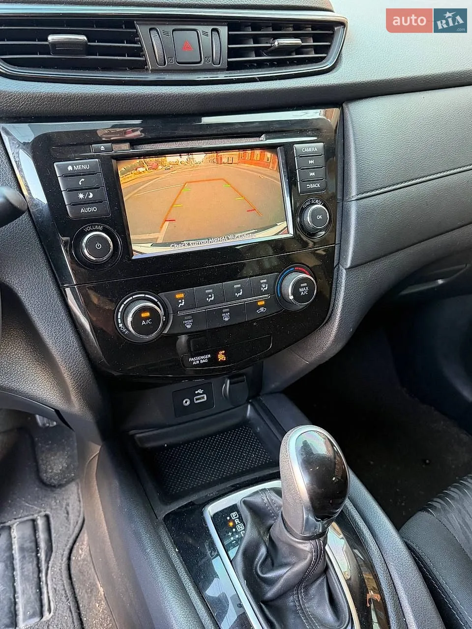 2019 Nissan Rogue - мініатюра 12