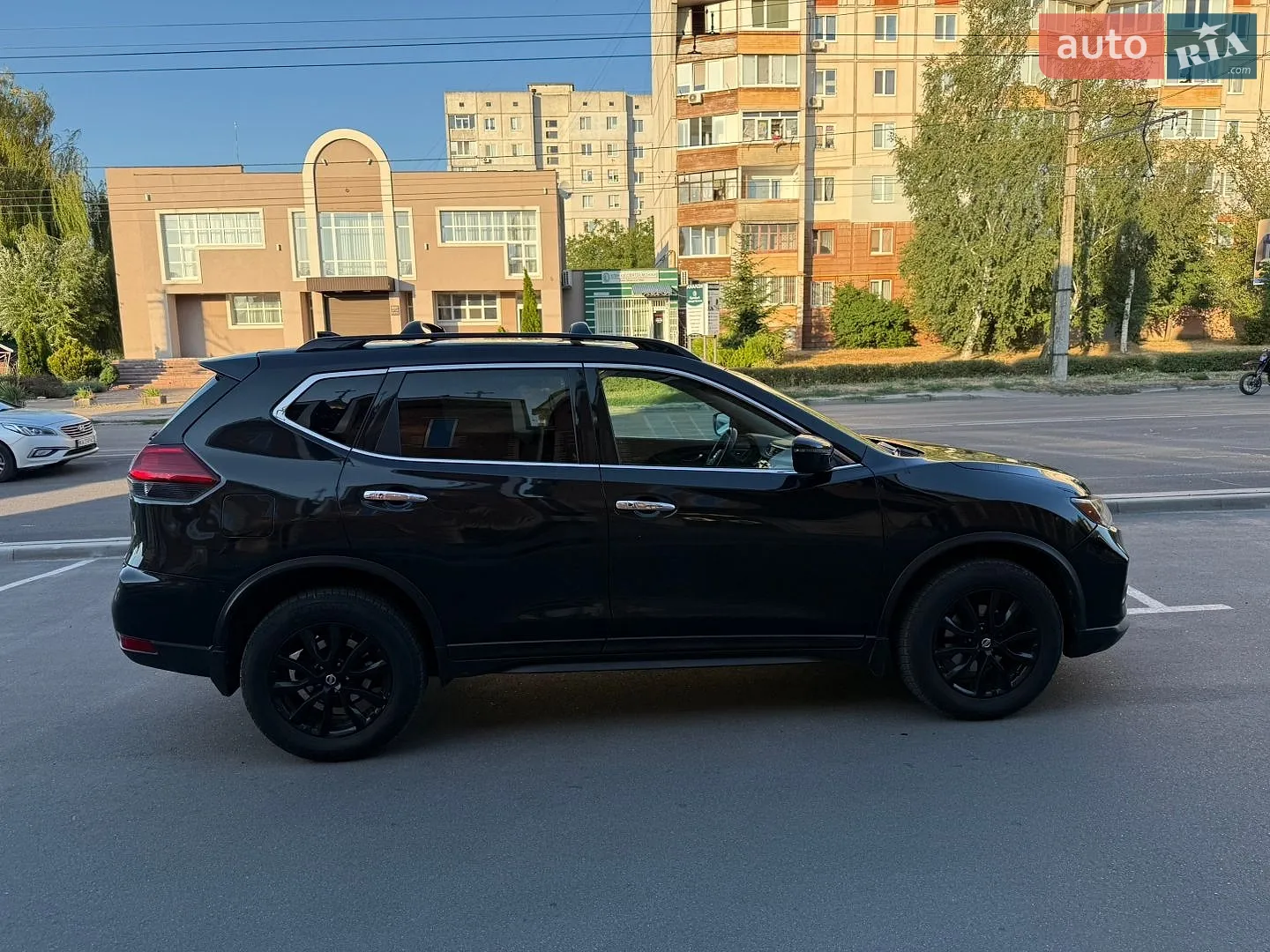 2017 Nissan Rogue - мініатюра 8
