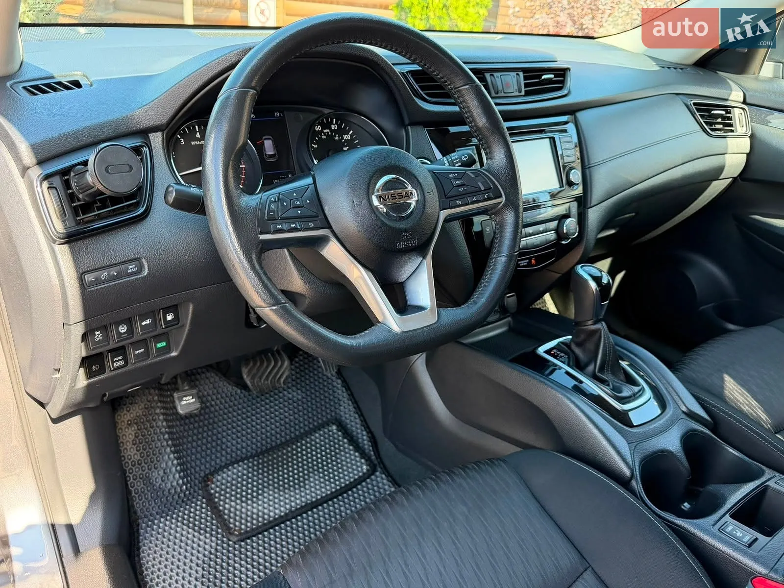 2018 Nissan Rogue - мініатюра 37