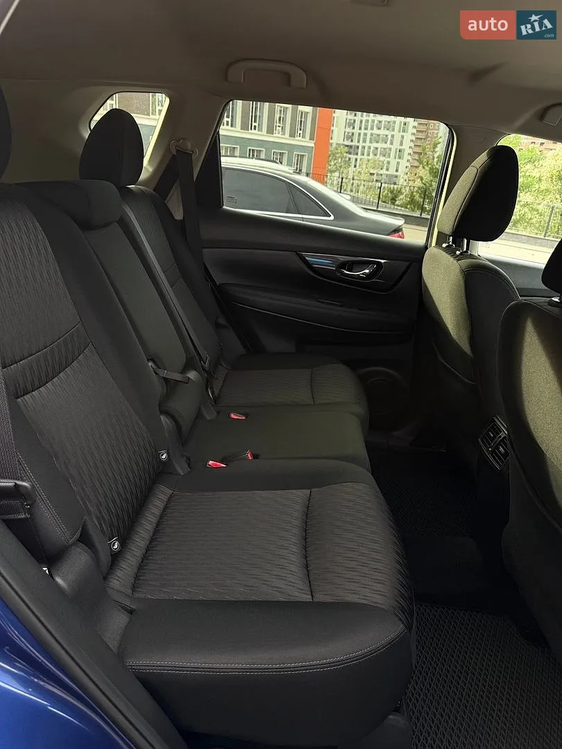 2017 Nissan Rogue - мініатюра 9