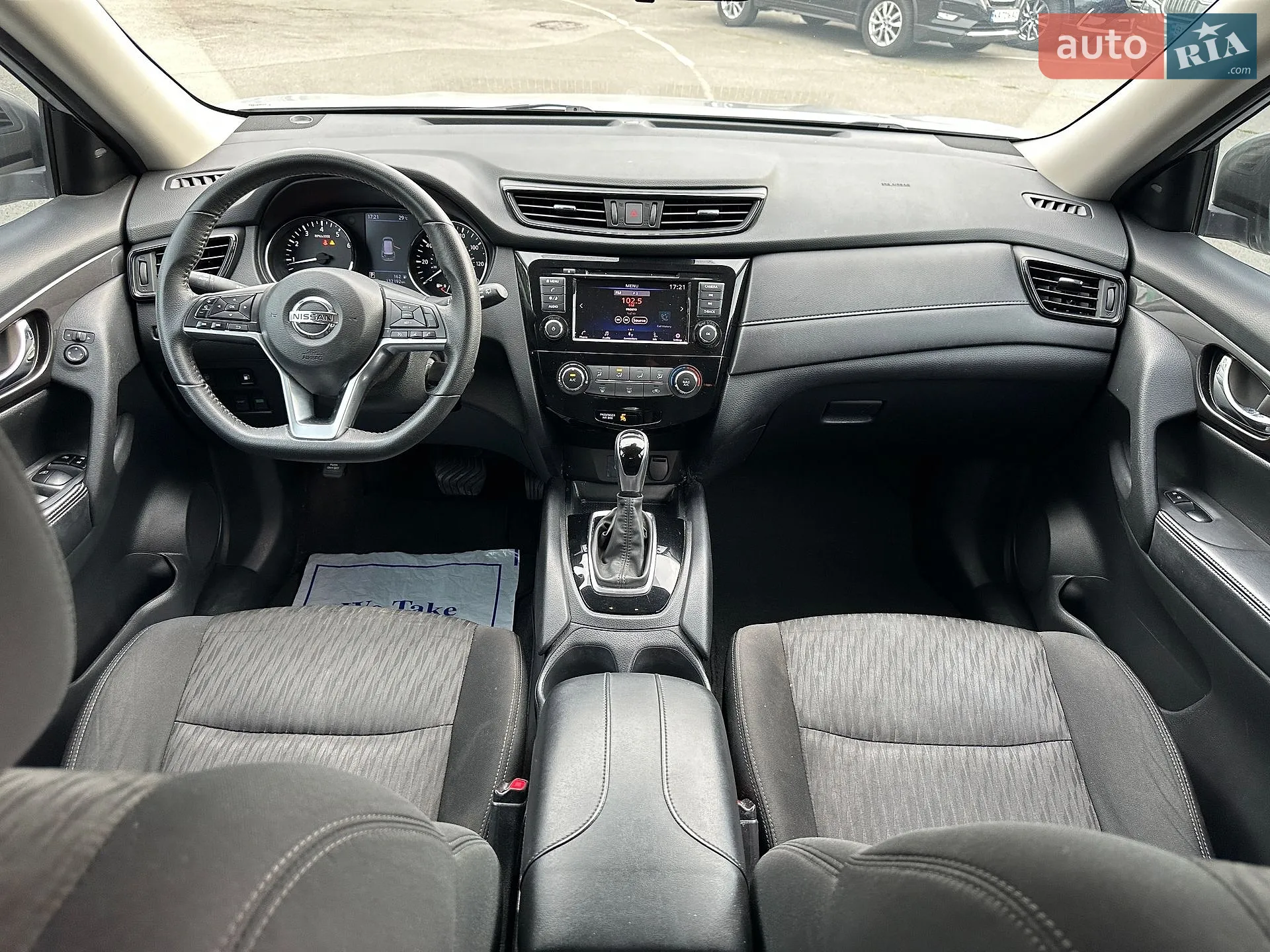2019 Nissan Rogue - мініатюра 28