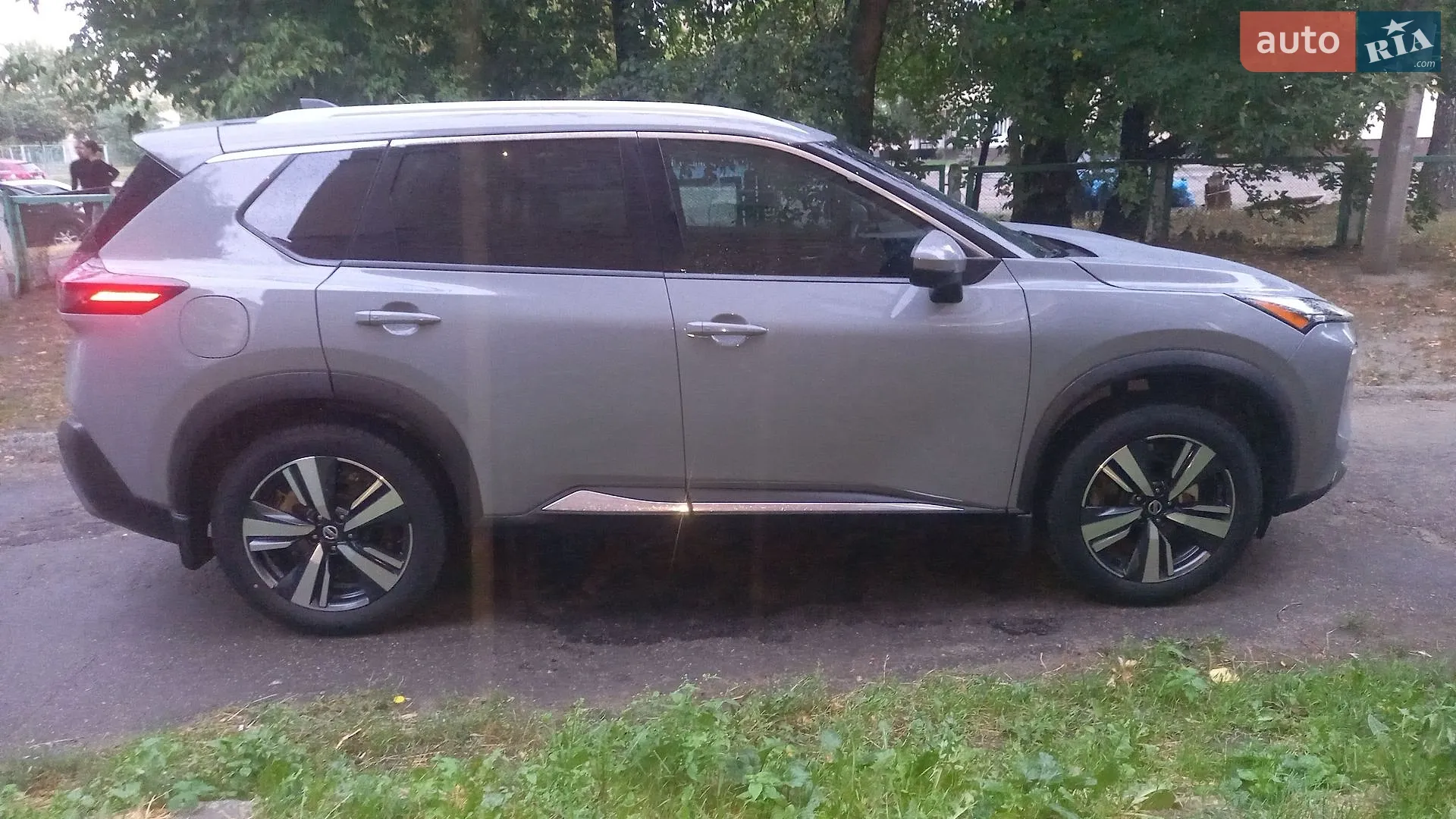 2021 Nissan Rogue - мініатюра 4