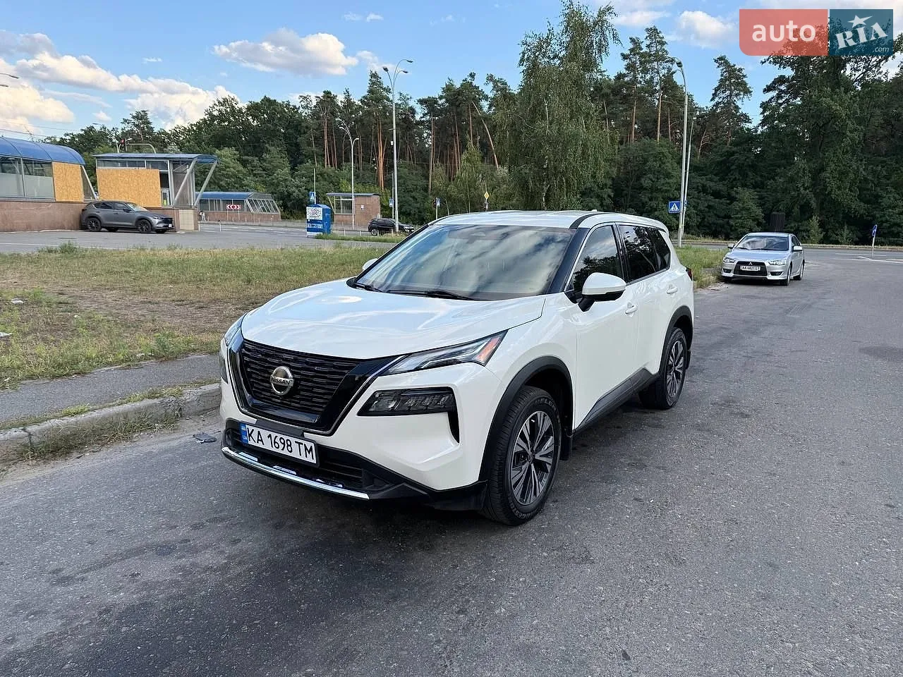 2021 Nissan Rogue - мініатюра 2