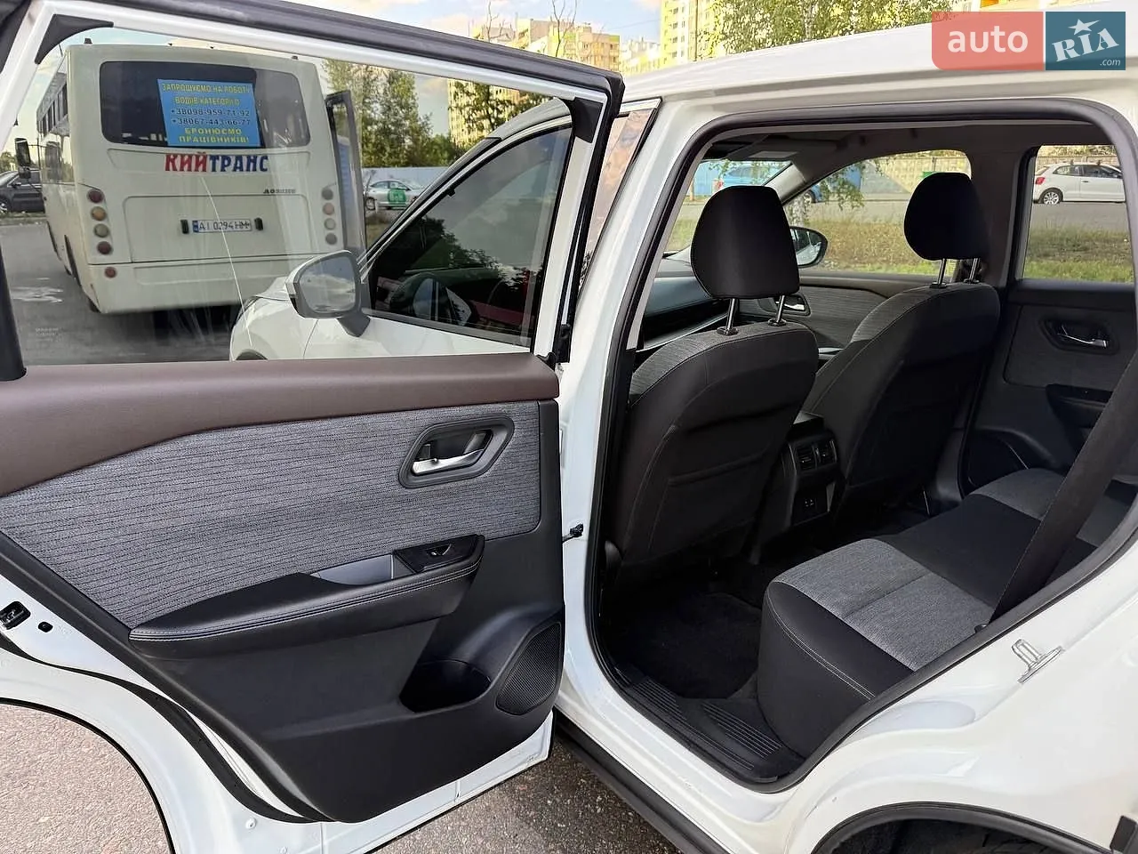 2021 Nissan Rogue - мініатюра 13