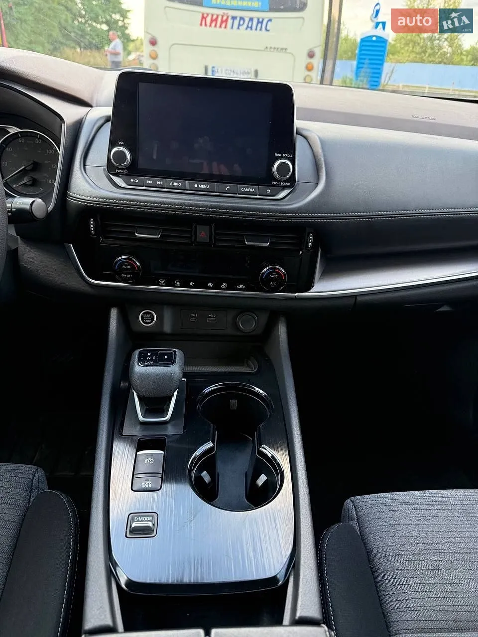 2021 Nissan Rogue - мініатюра 15