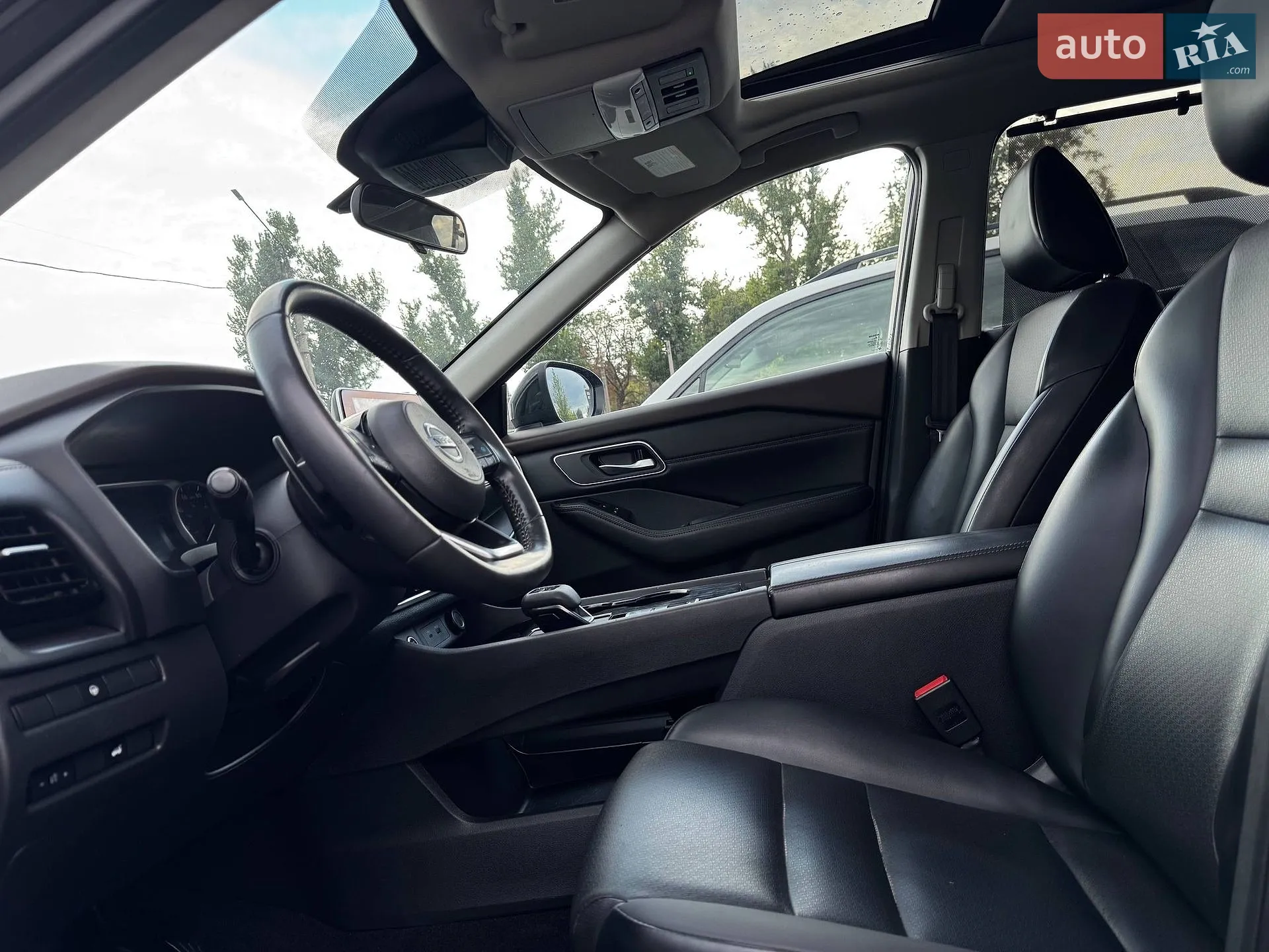 2021 Nissan Rogue - мініатюра 17