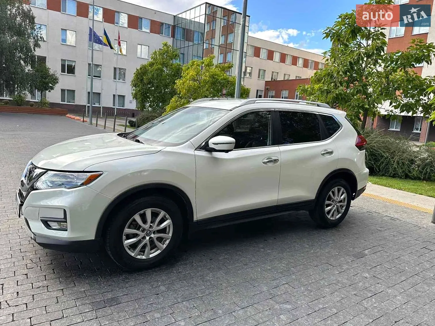 2018 Nissan Rogue - мініатюра 4