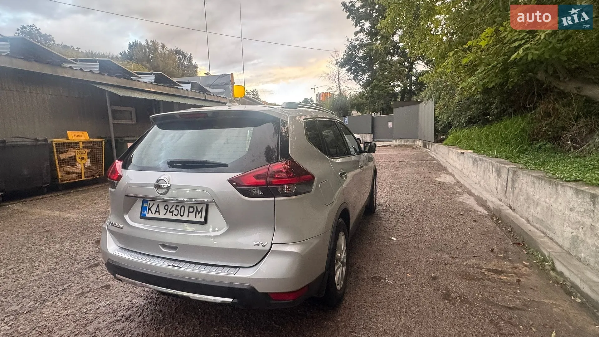 2017 Nissan Rogue - мініатюра 4