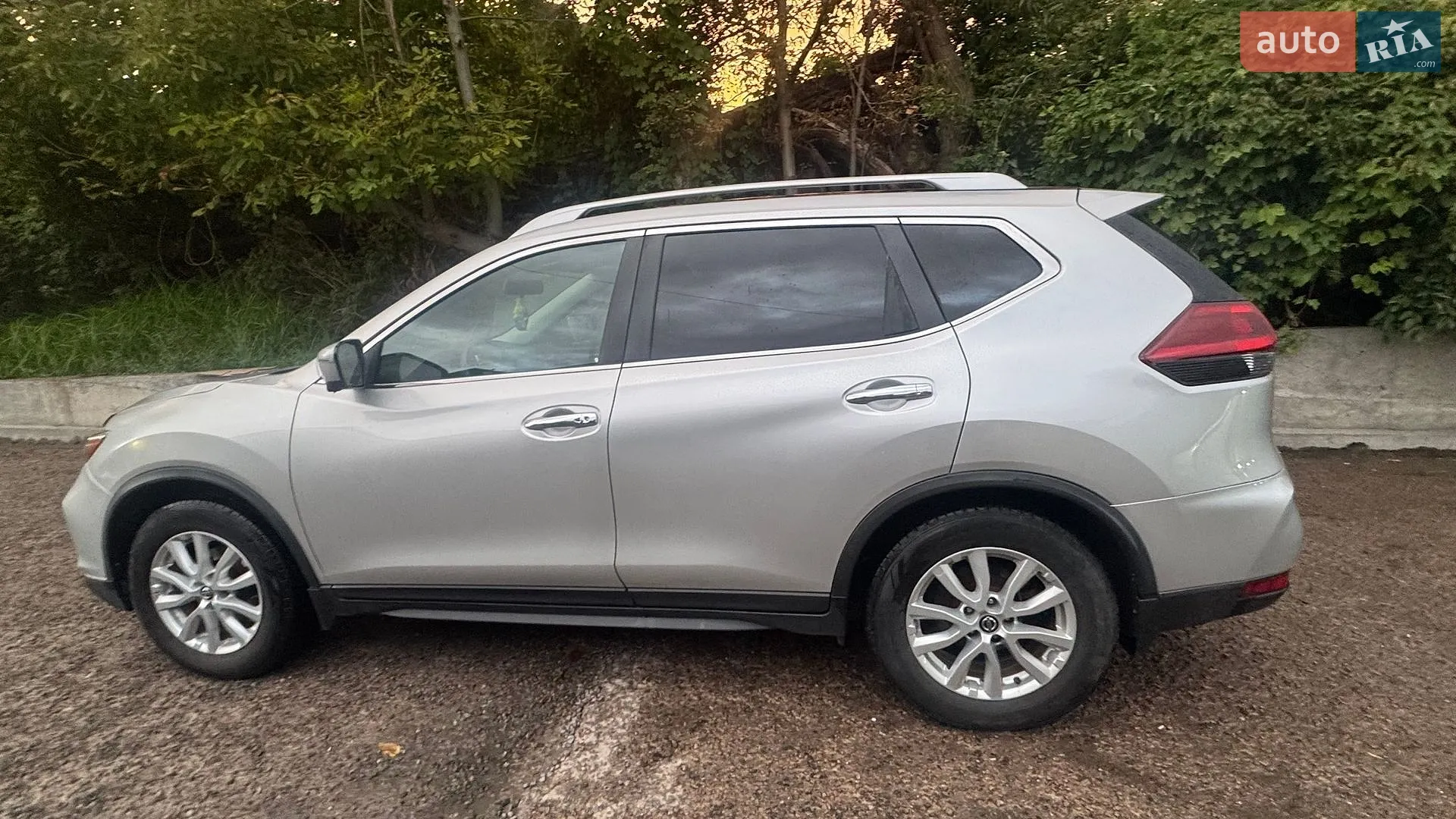 2017 Nissan Rogue - мініатюра 6