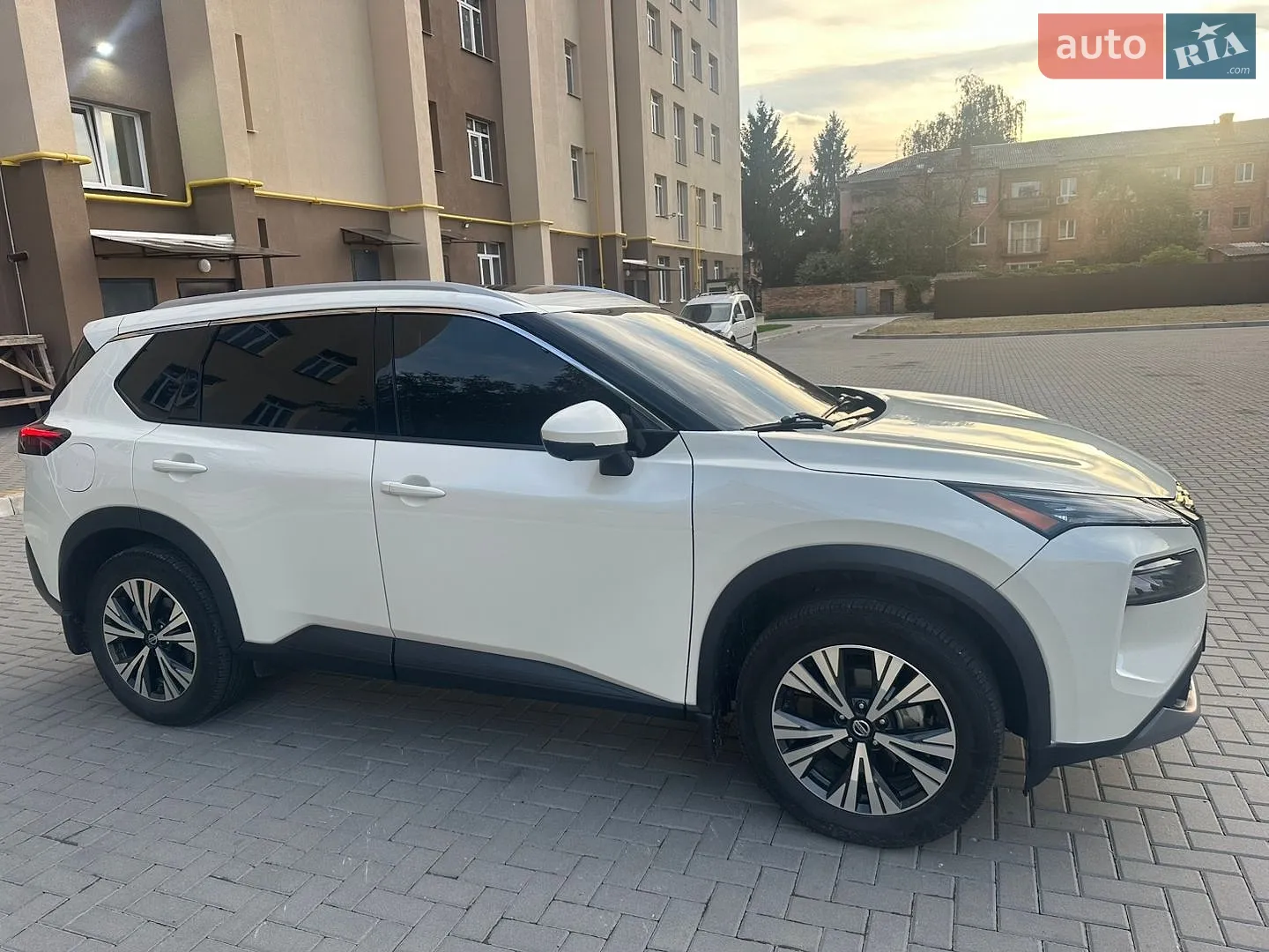 2021 Nissan Rogue - мініатюра 12