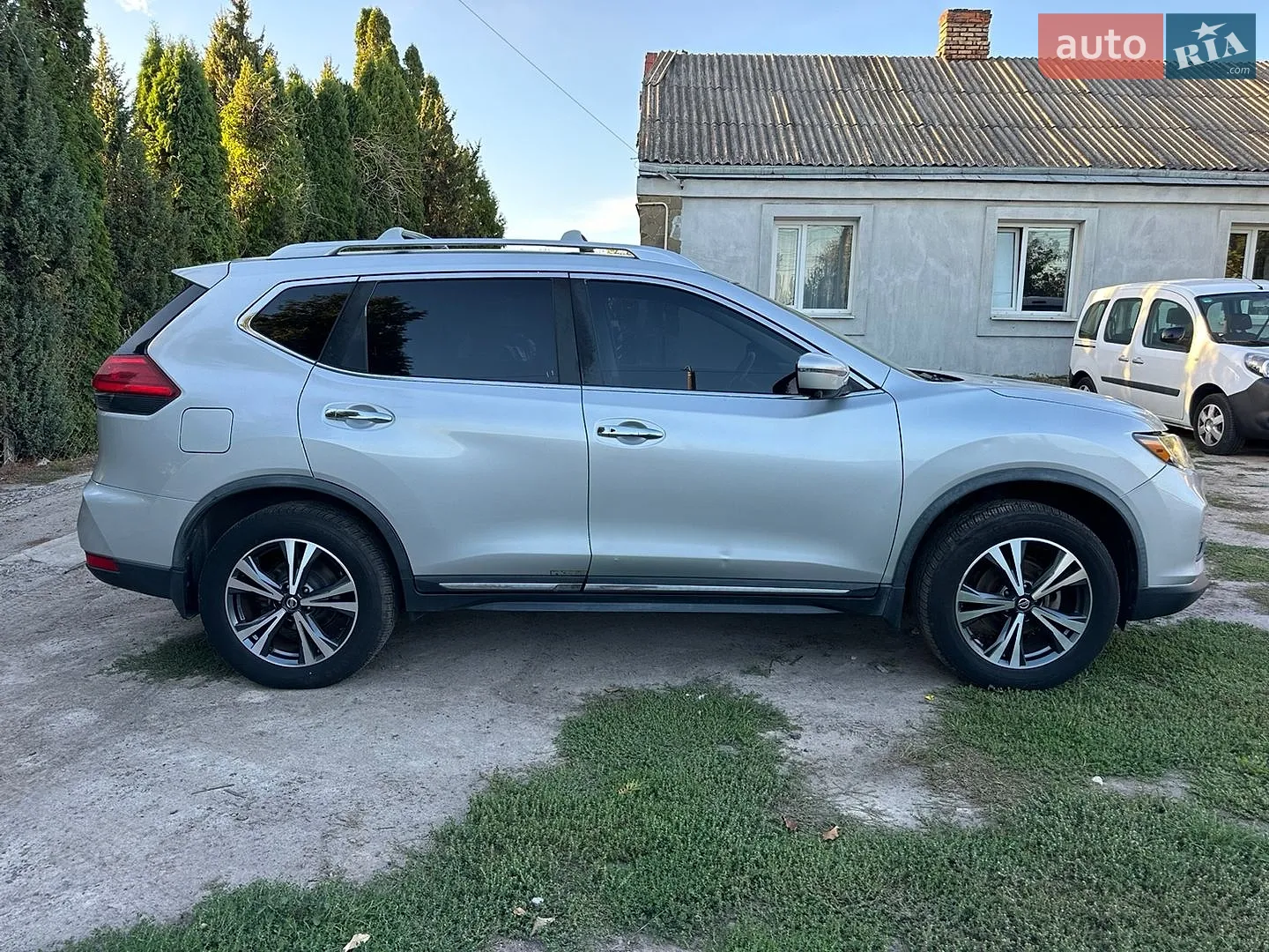 2017 Nissan Rogue - мініатюра 6