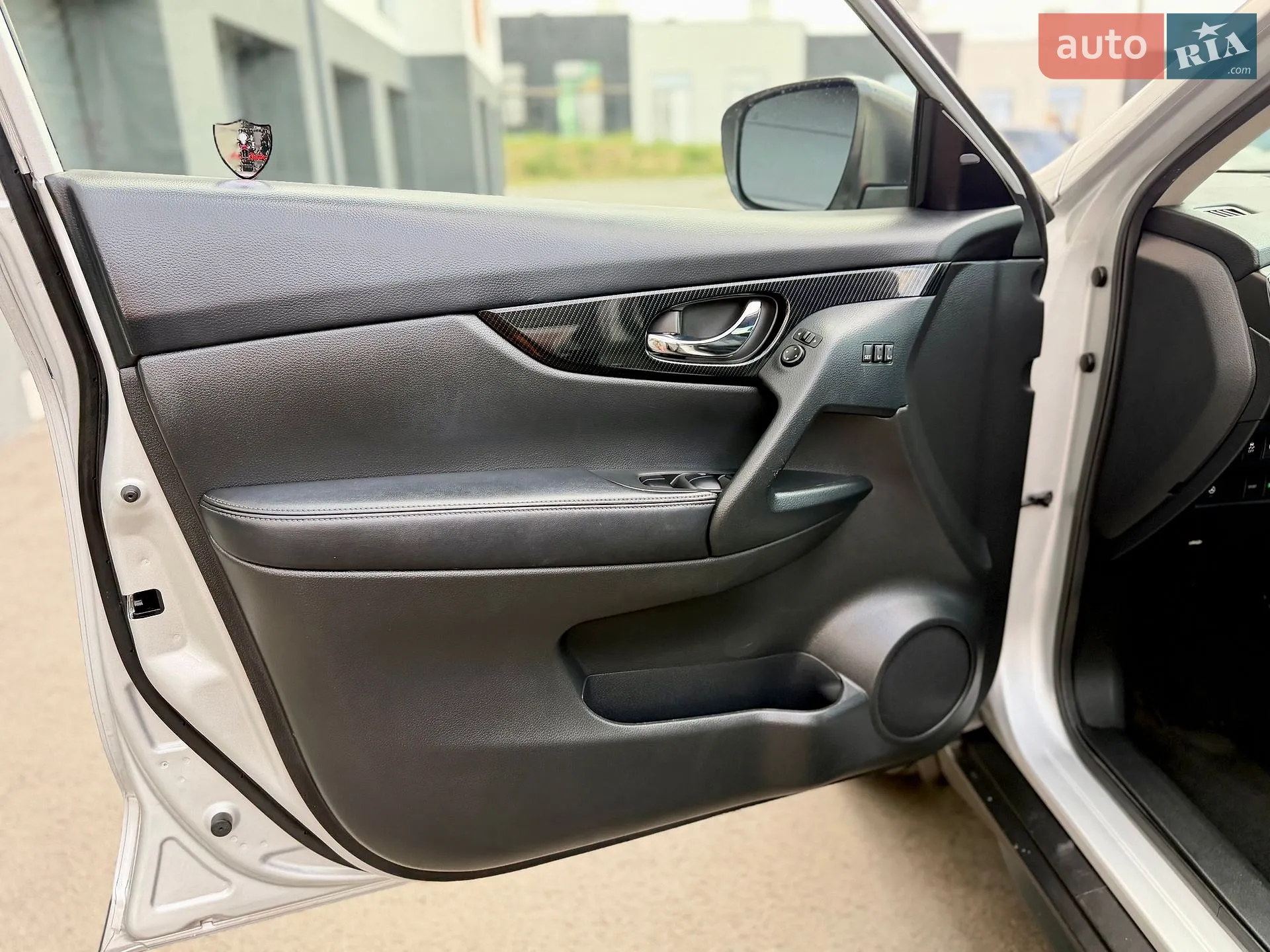 2019 Nissan Rogue - мініатюра 13