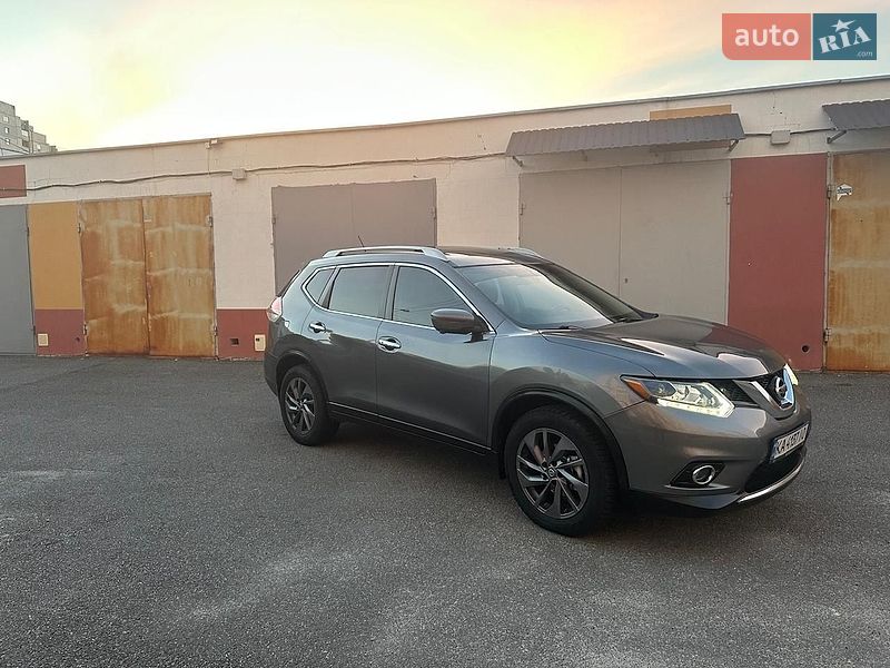 Внедорожник / Кроссовер Nissan Rogue 2016 в Харькове